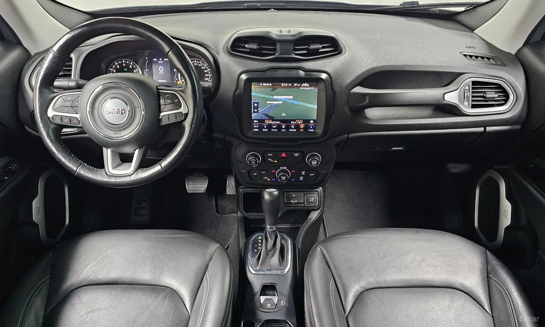 Jeep Renegade превью 7