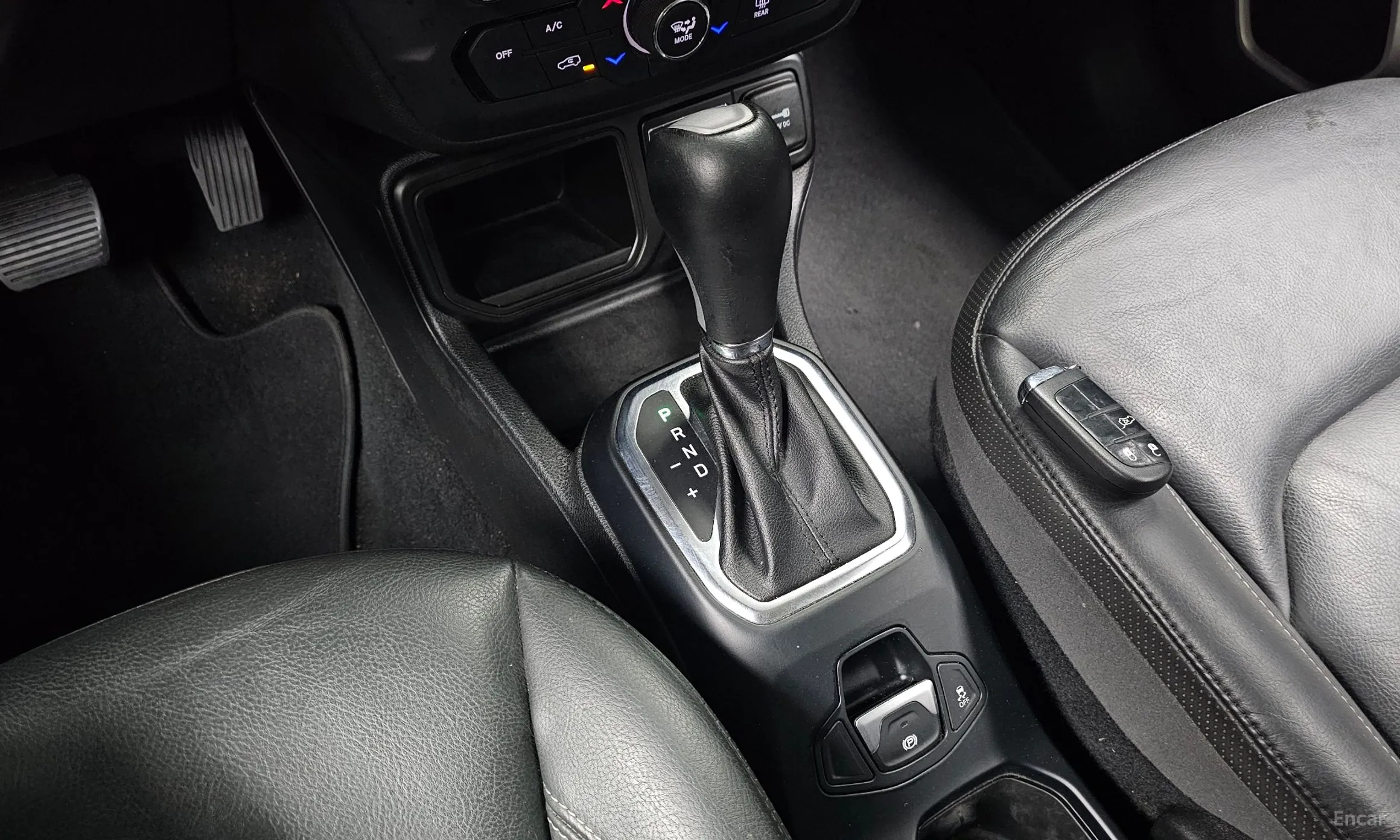 Jeep Renegade превью 9