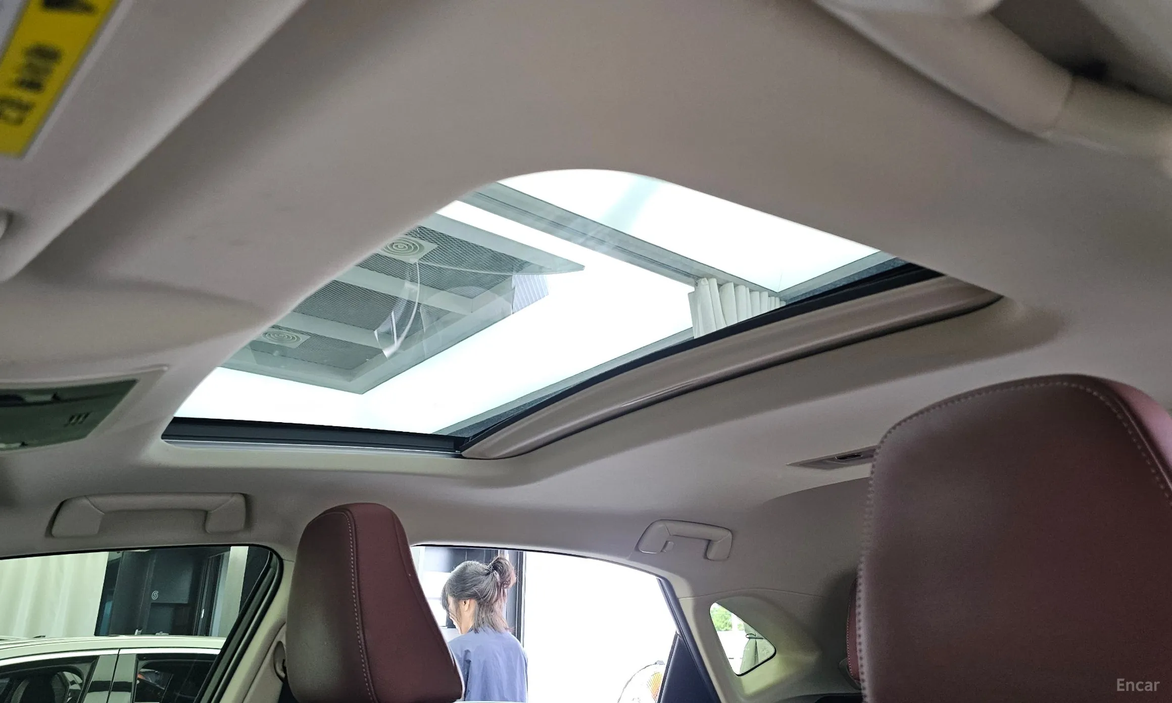 Lexus NX300h превью 18
