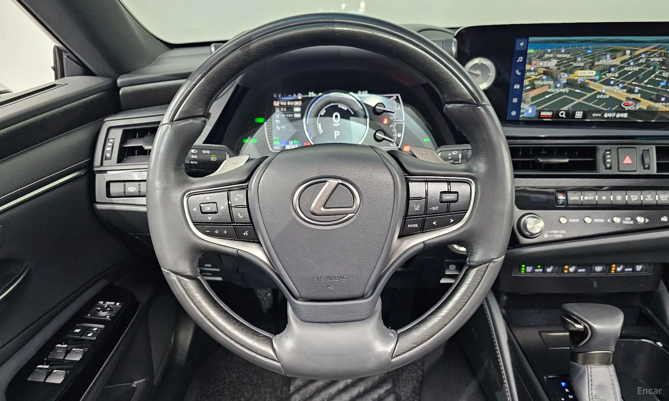 Lexus ES300h 7th Generation превью 15