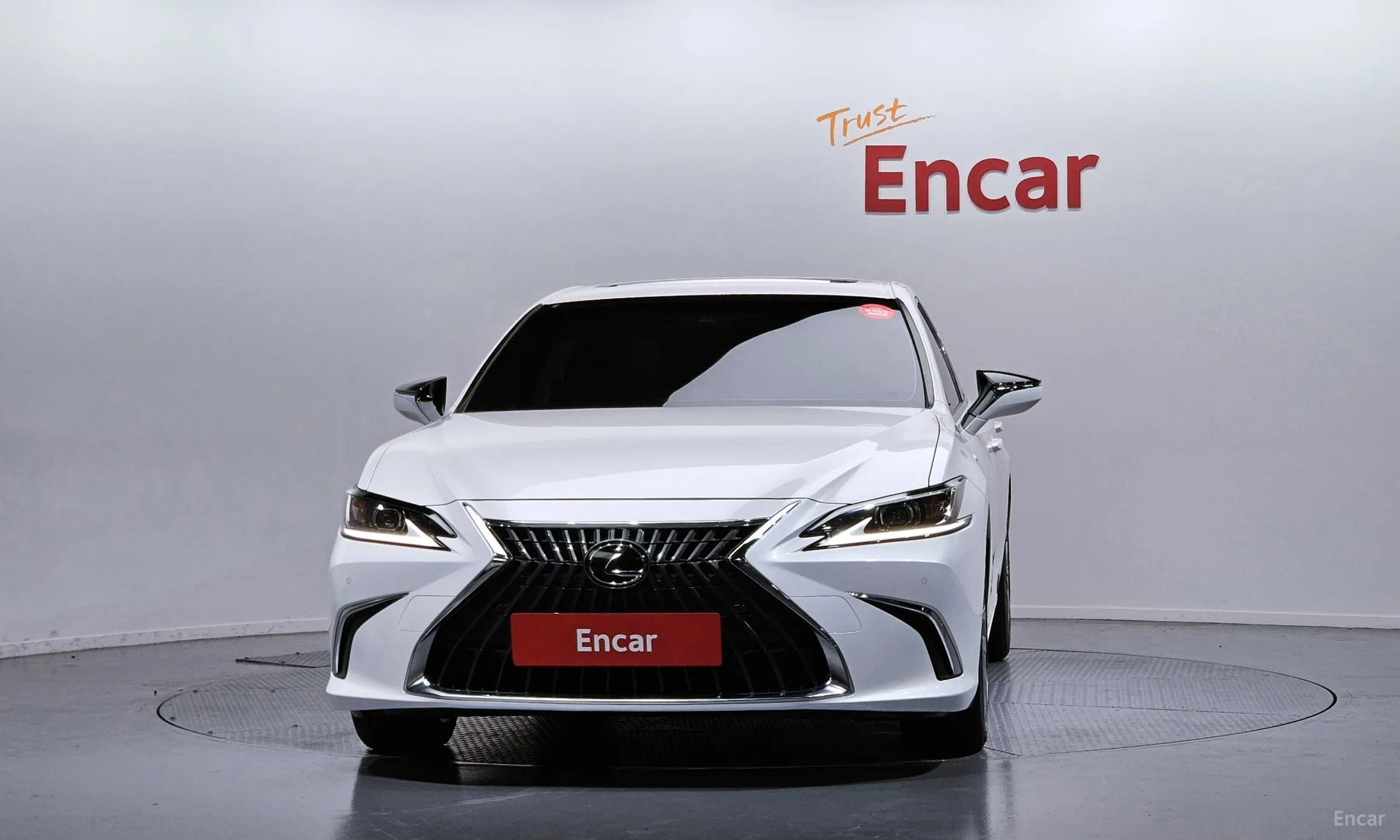 Lexus ES300h 7th Generation превью 3