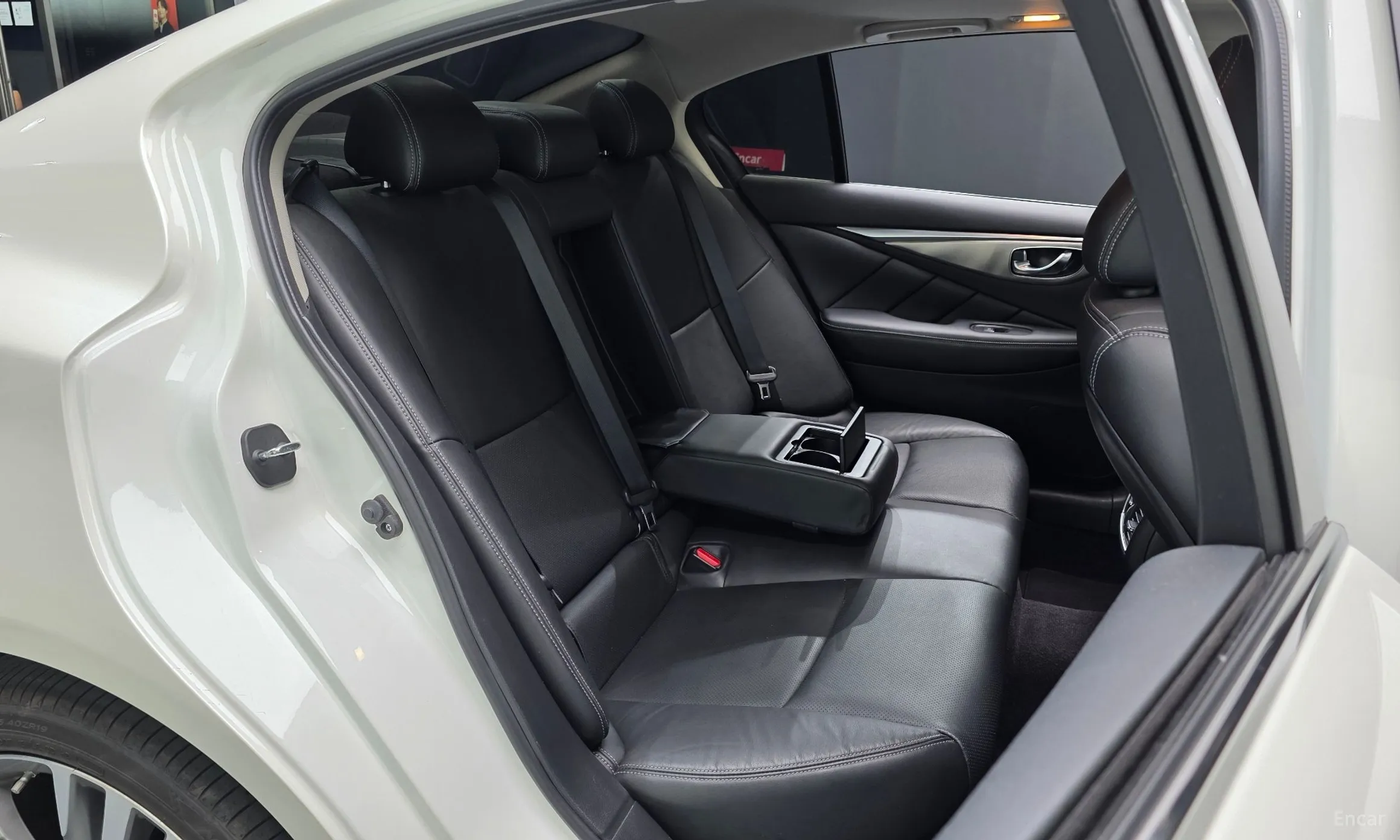 Infiniti Q50 превью 11