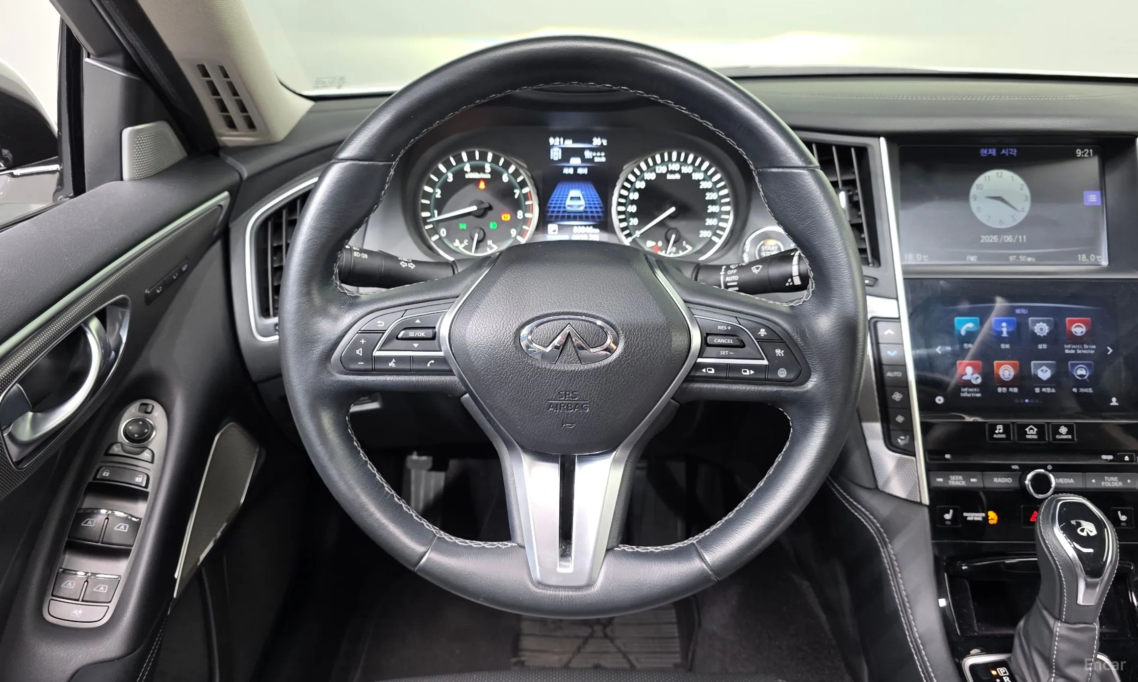 Infiniti Q50 превью 13
