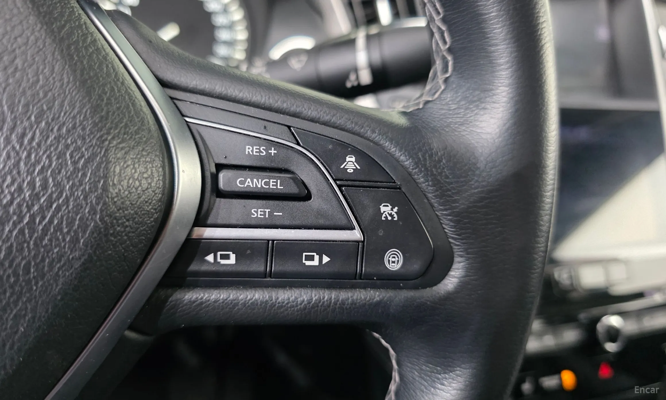Infiniti Q50 превью 19