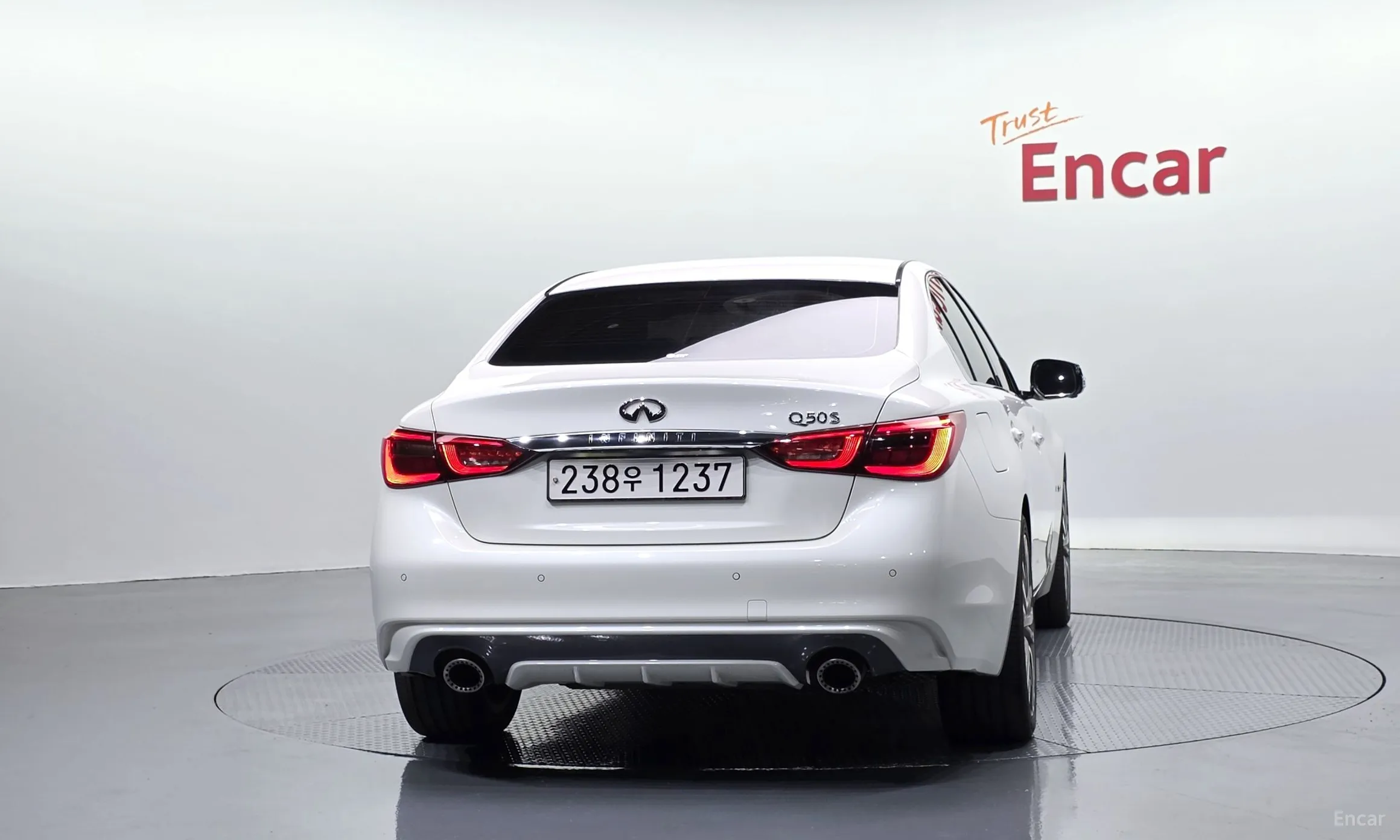 Infiniti Q50 превью 4