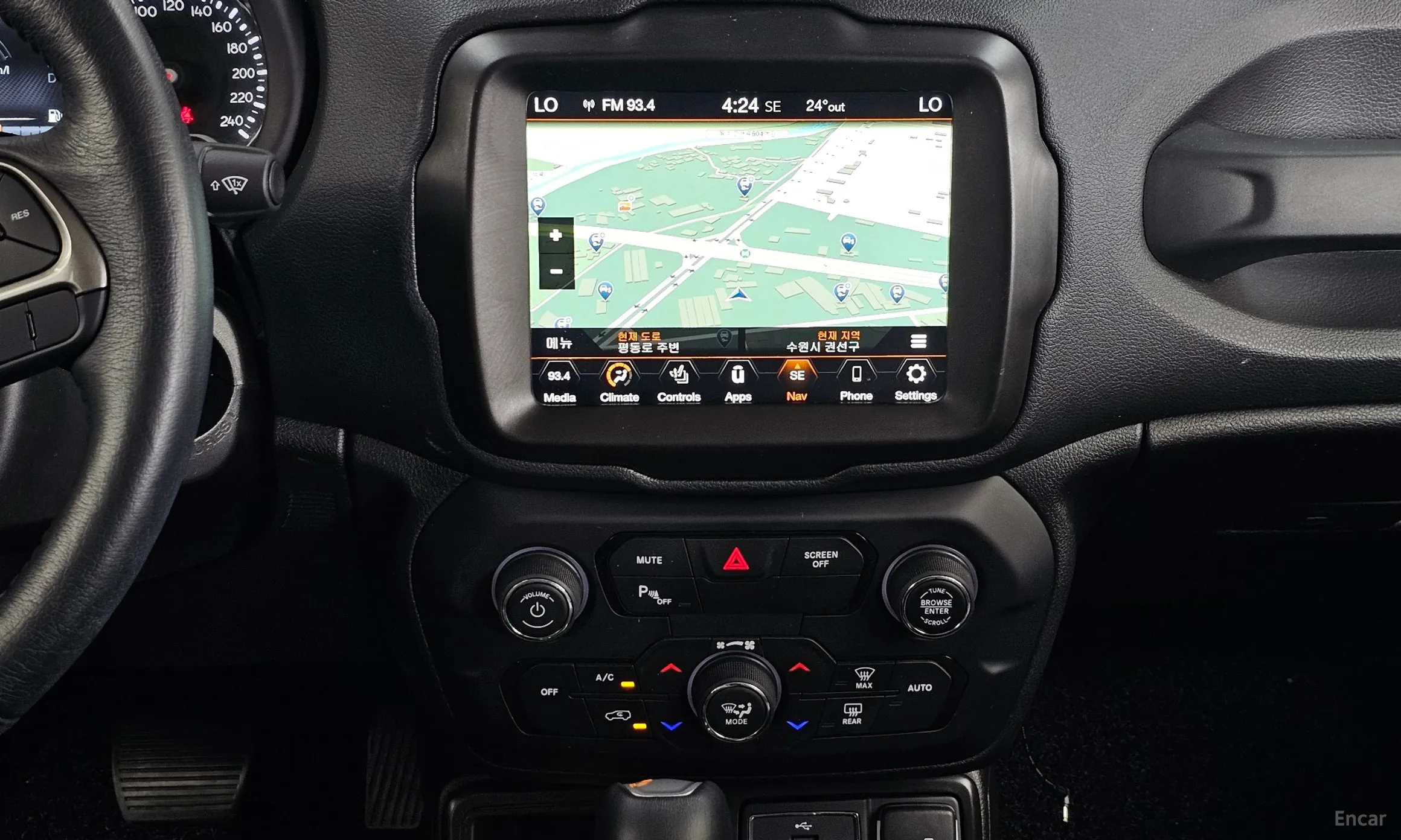 Jeep Renegade превью 14