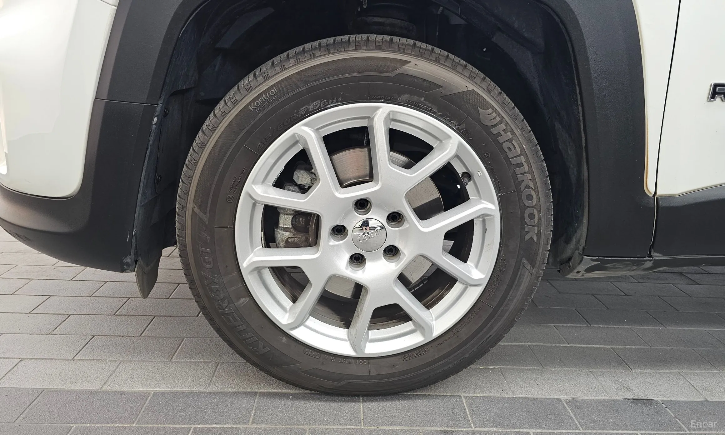 Jeep Renegade превью 5