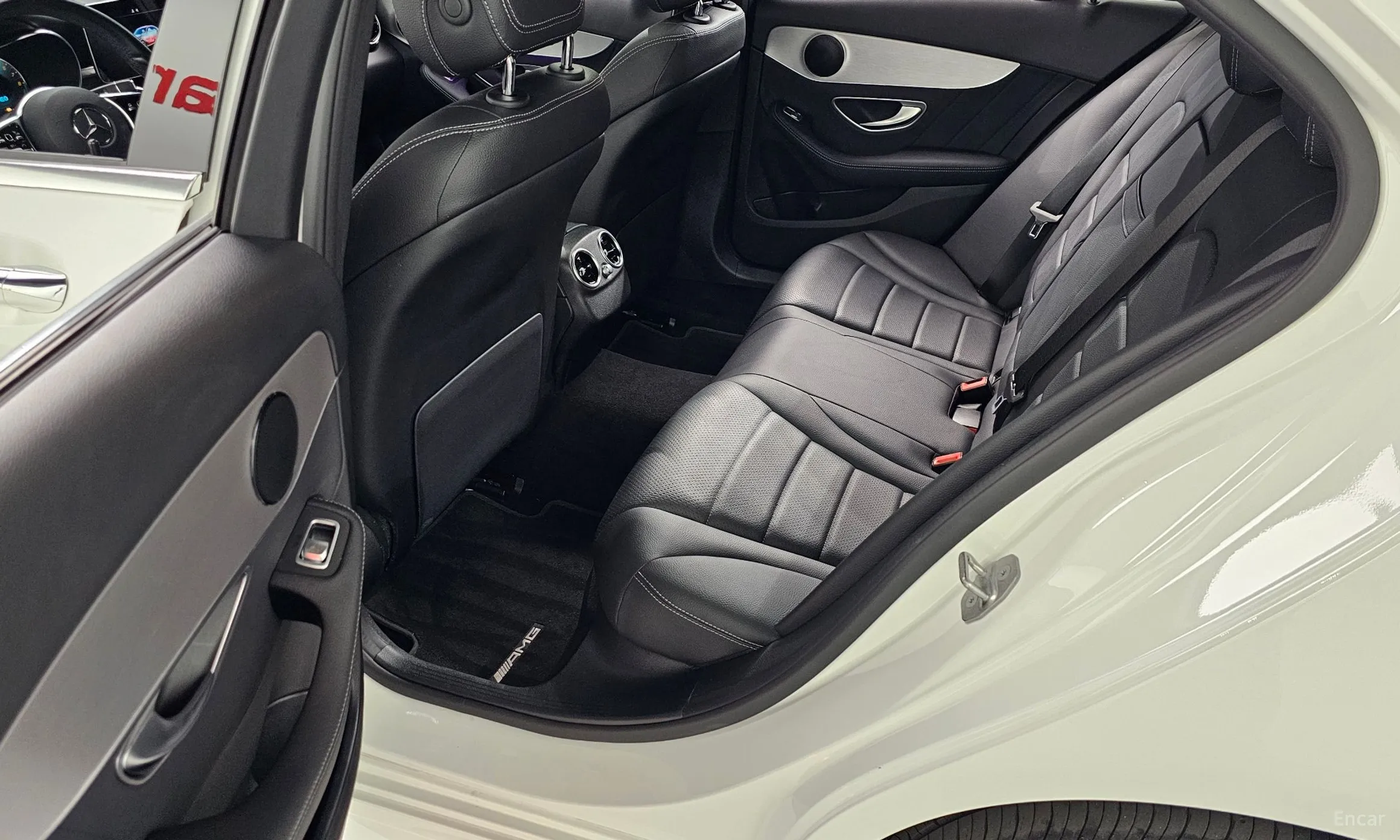 Mercedes Benz C-Class W205 превью 12