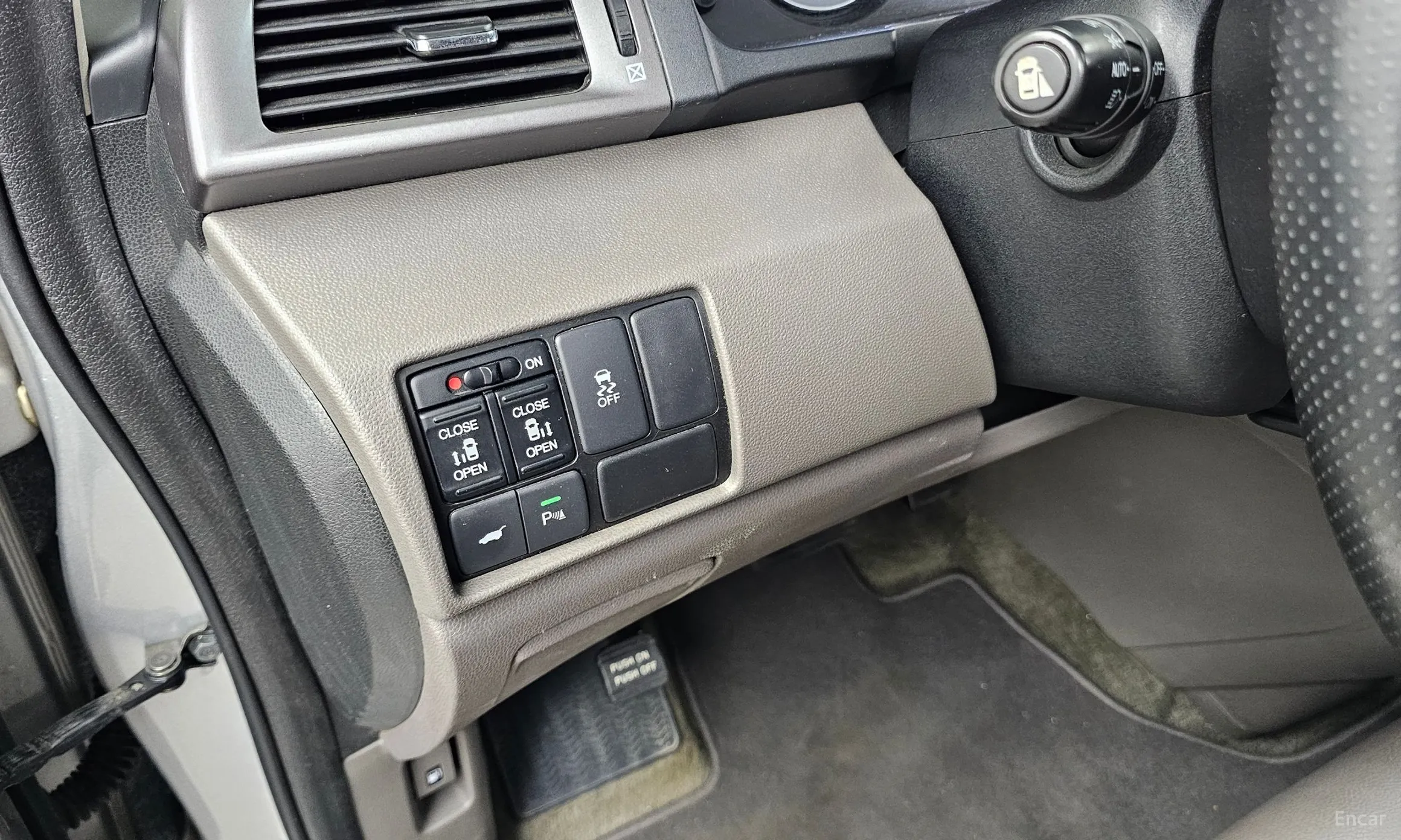 Honda Odyssey превью 16