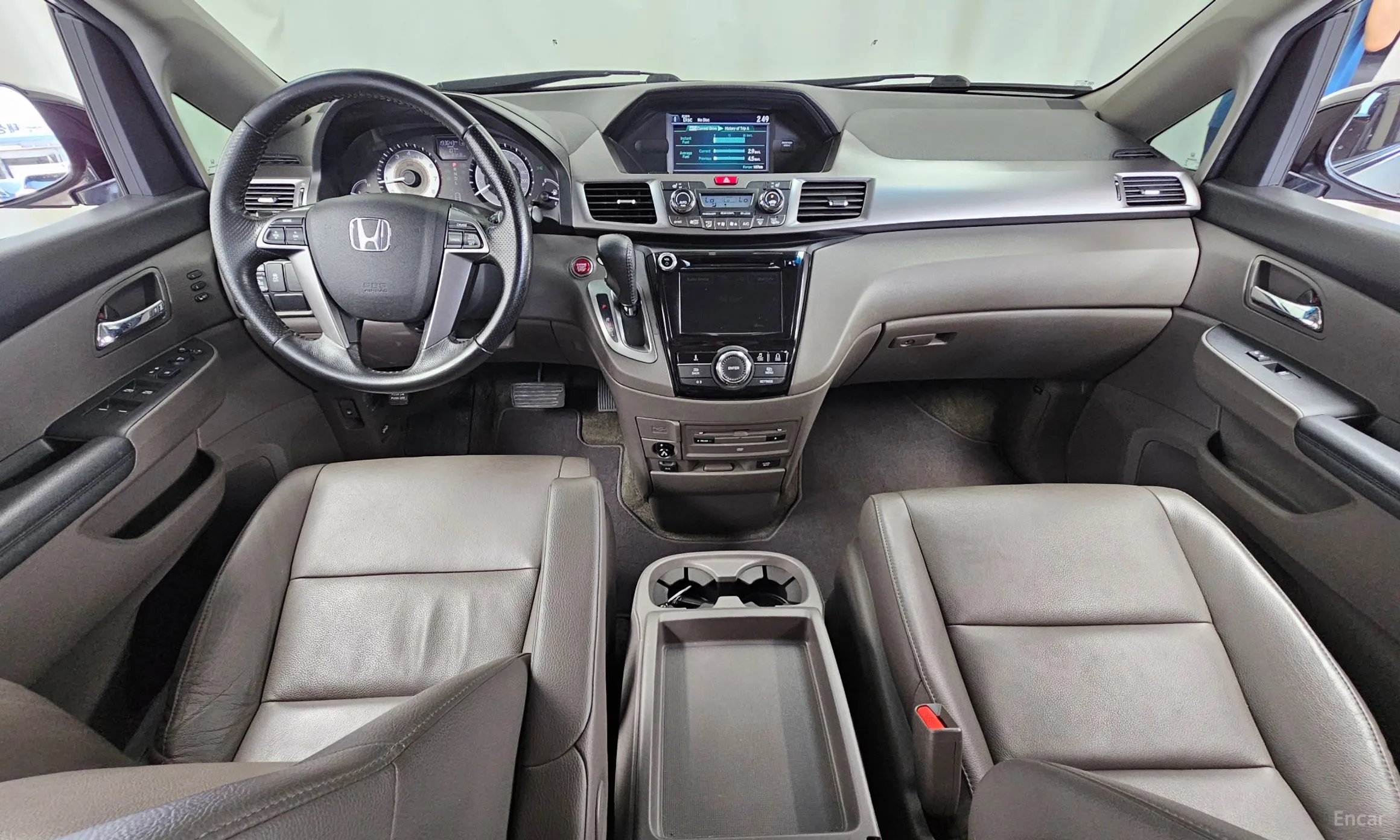 Honda Odyssey превью 7