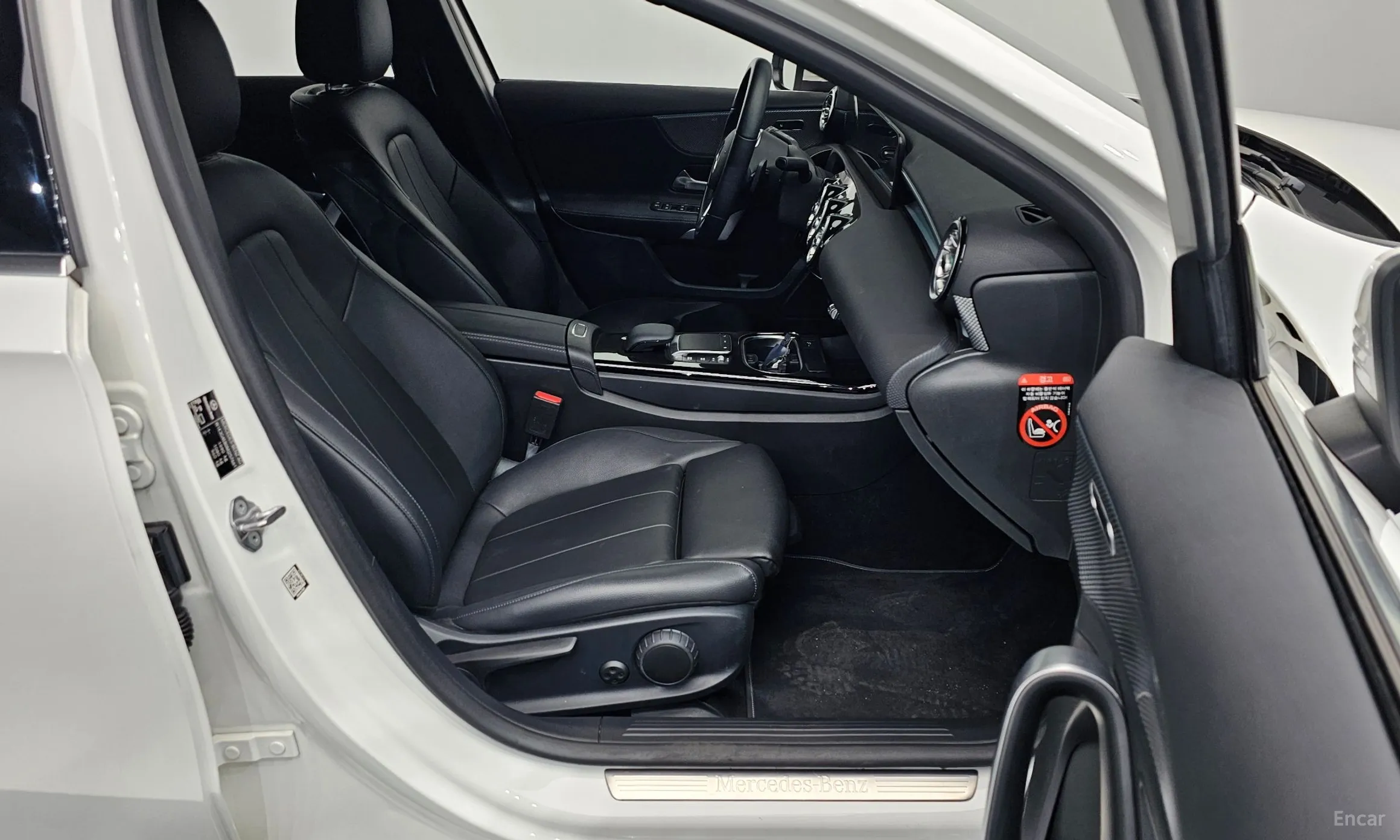 Mercedes Benz A-Class W177 превью 12