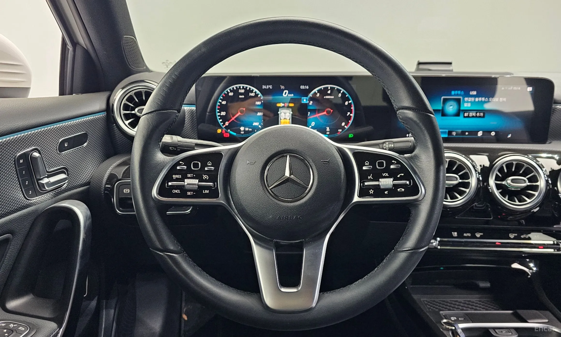 Mercedes Benz A-Class W177 превью 13