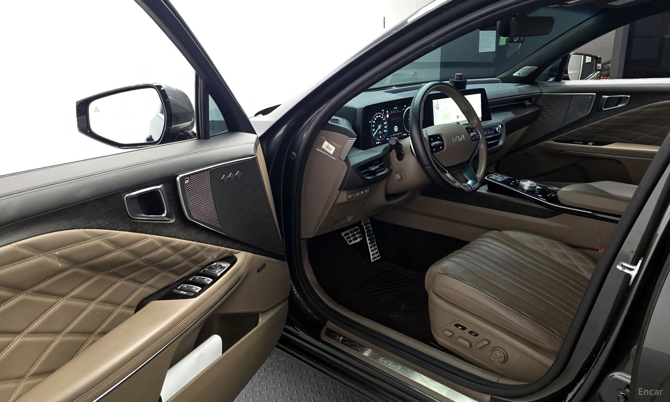 Kia K8 Hybrid превью 10
