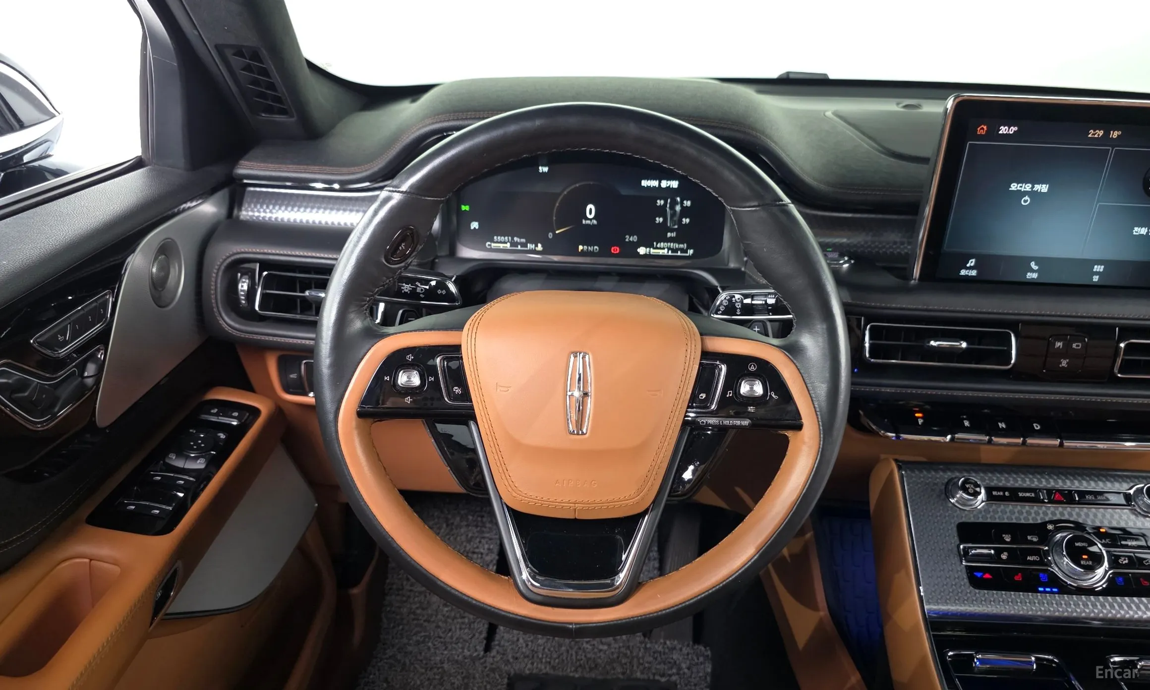 Lincoln Aviator 2nd Generation превью 13