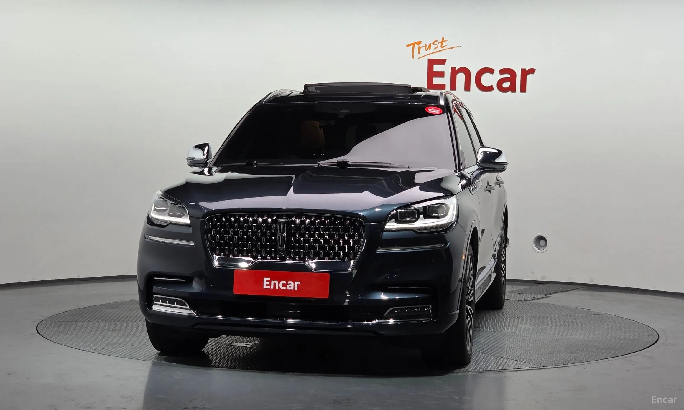 Lincoln Aviator 2nd Generation превью 3