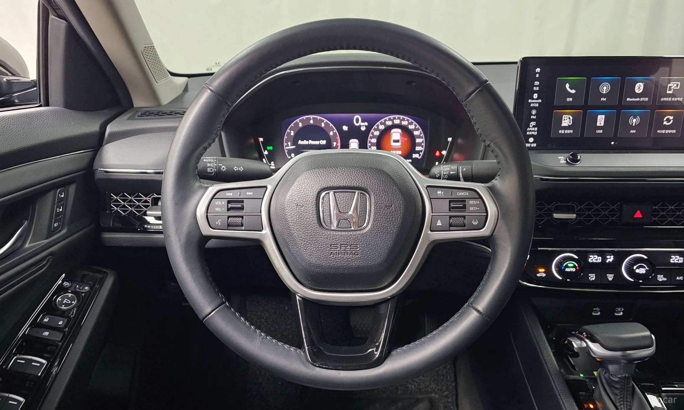 Honda Accord 11th Generation превью 13