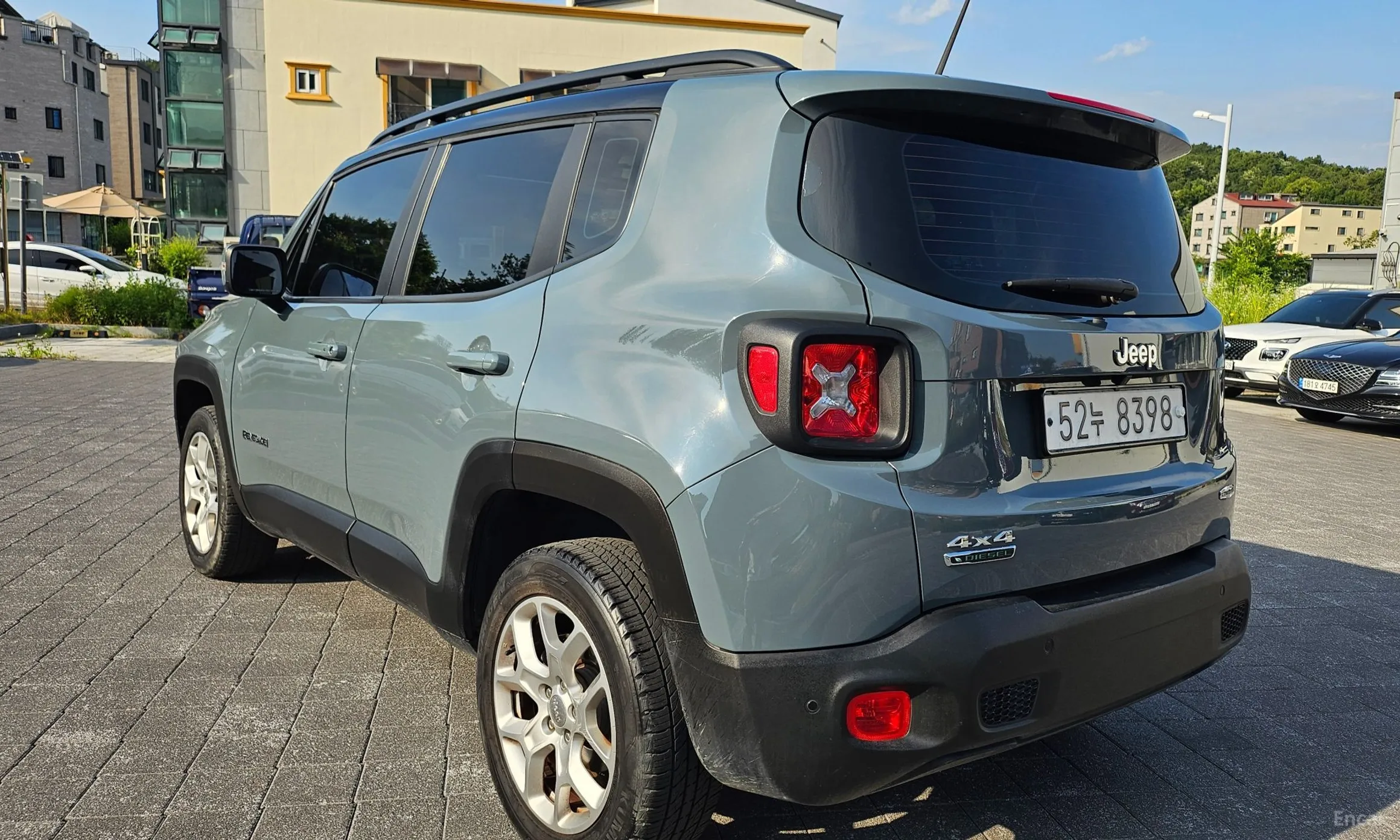 Jeep Renegade превью 4
