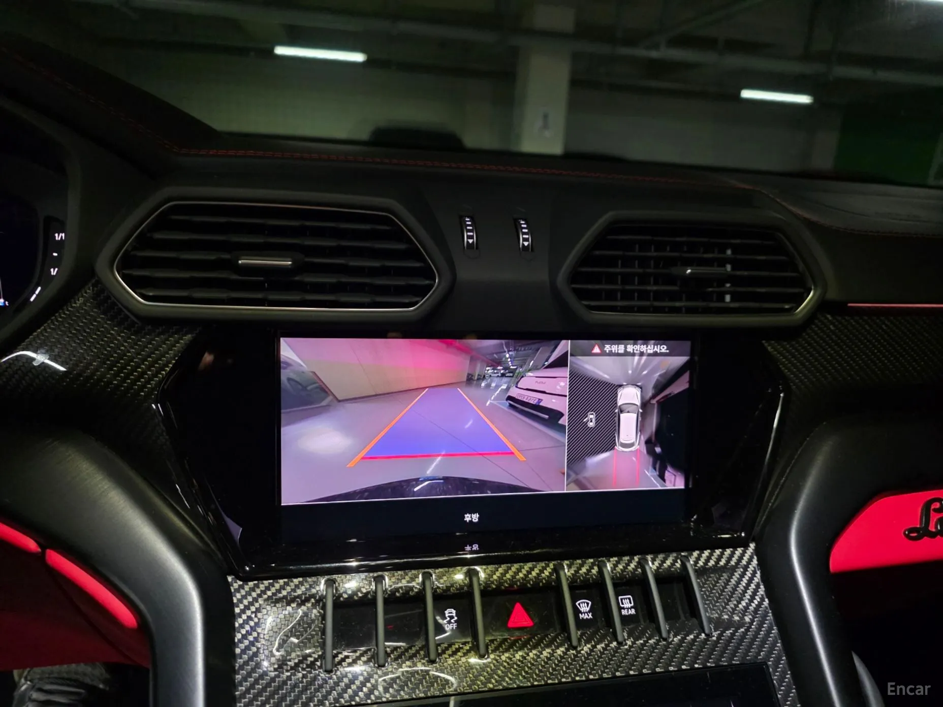 Lamborghini Urus превью 11
