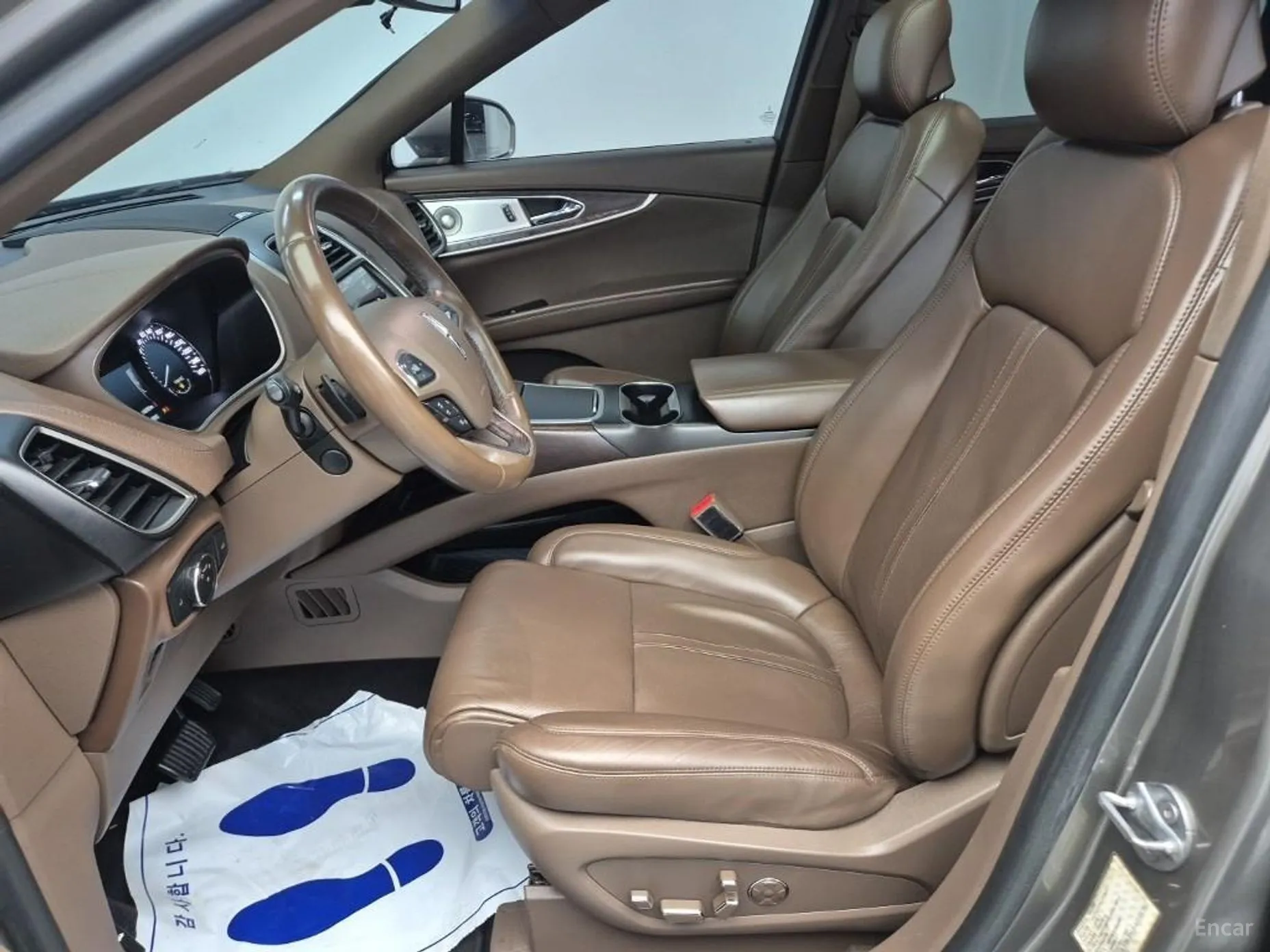 Lincoln MKX 2nd Generation превью 11
