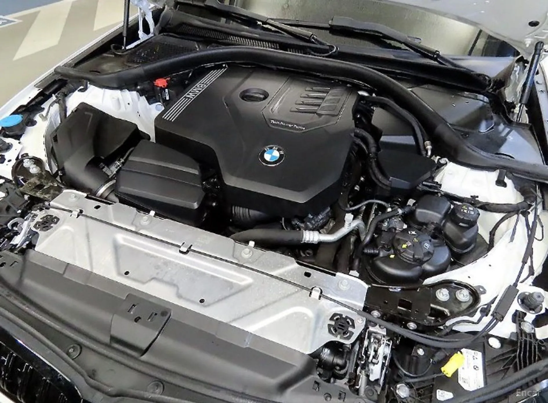 BMW 3 Series (G20) превью 19
