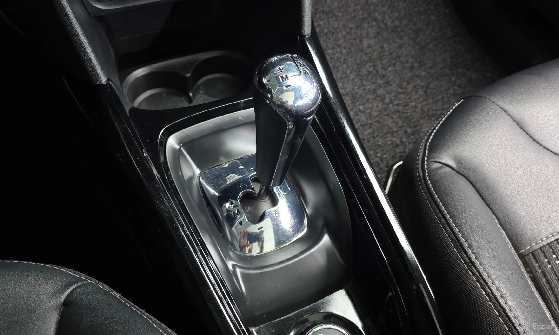 Peugeot 2008. превью 9