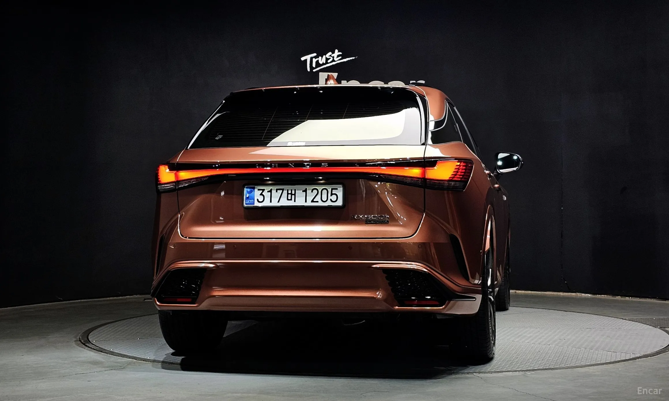 Lexus RX500h 5th Generation превью 4