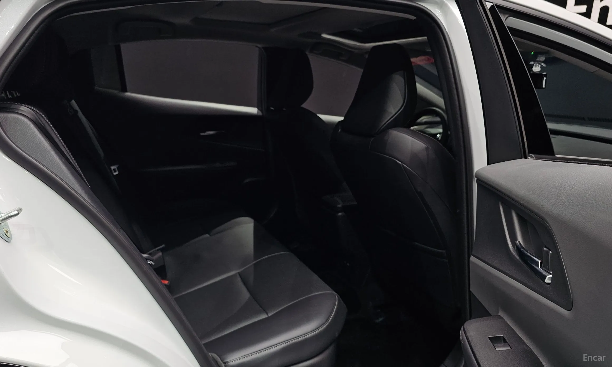 Toyota Prius 5th Generation превью 11