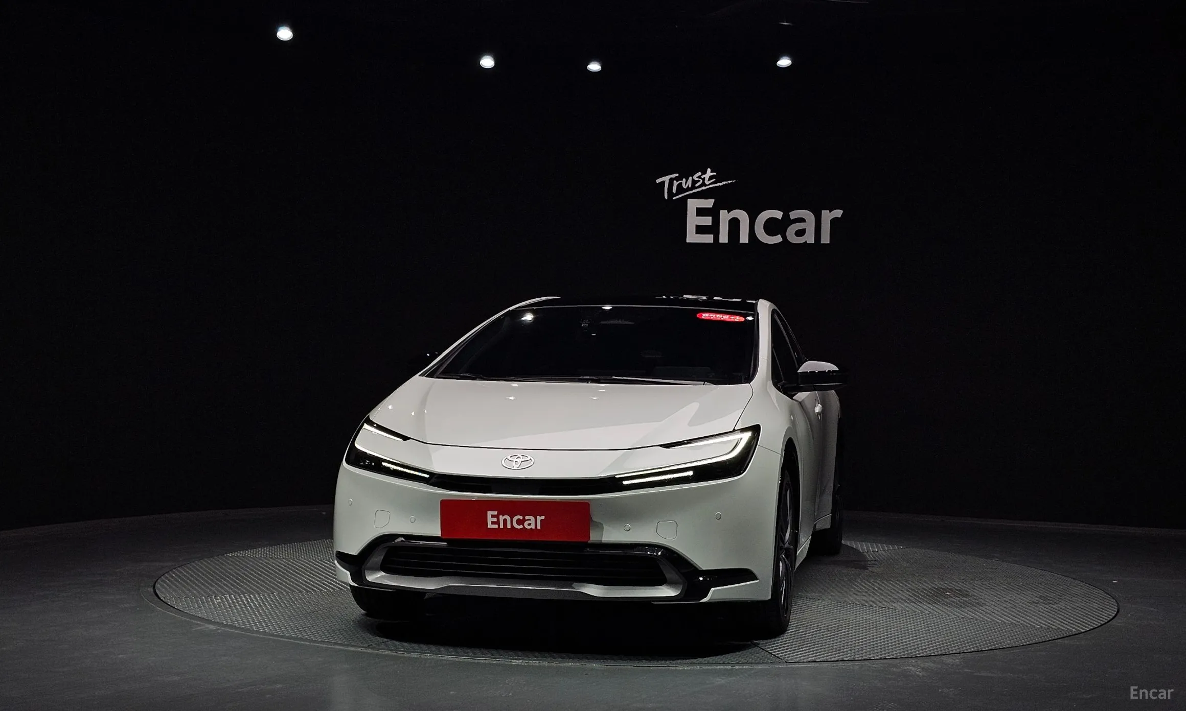 Toyota Prius 5th Generation превью 3