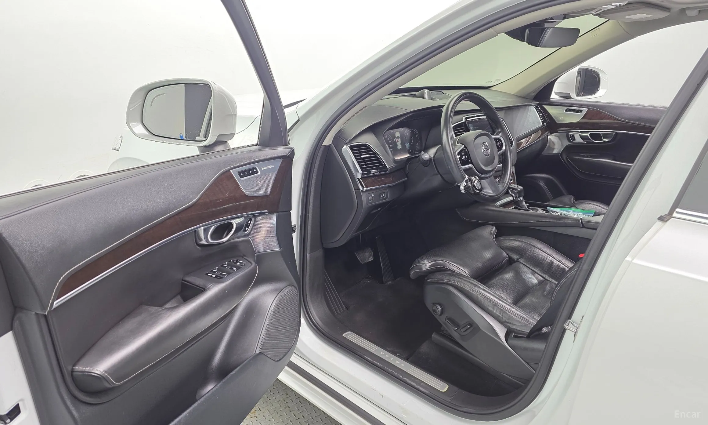 Volvo XC90 Gen 2 превью 10