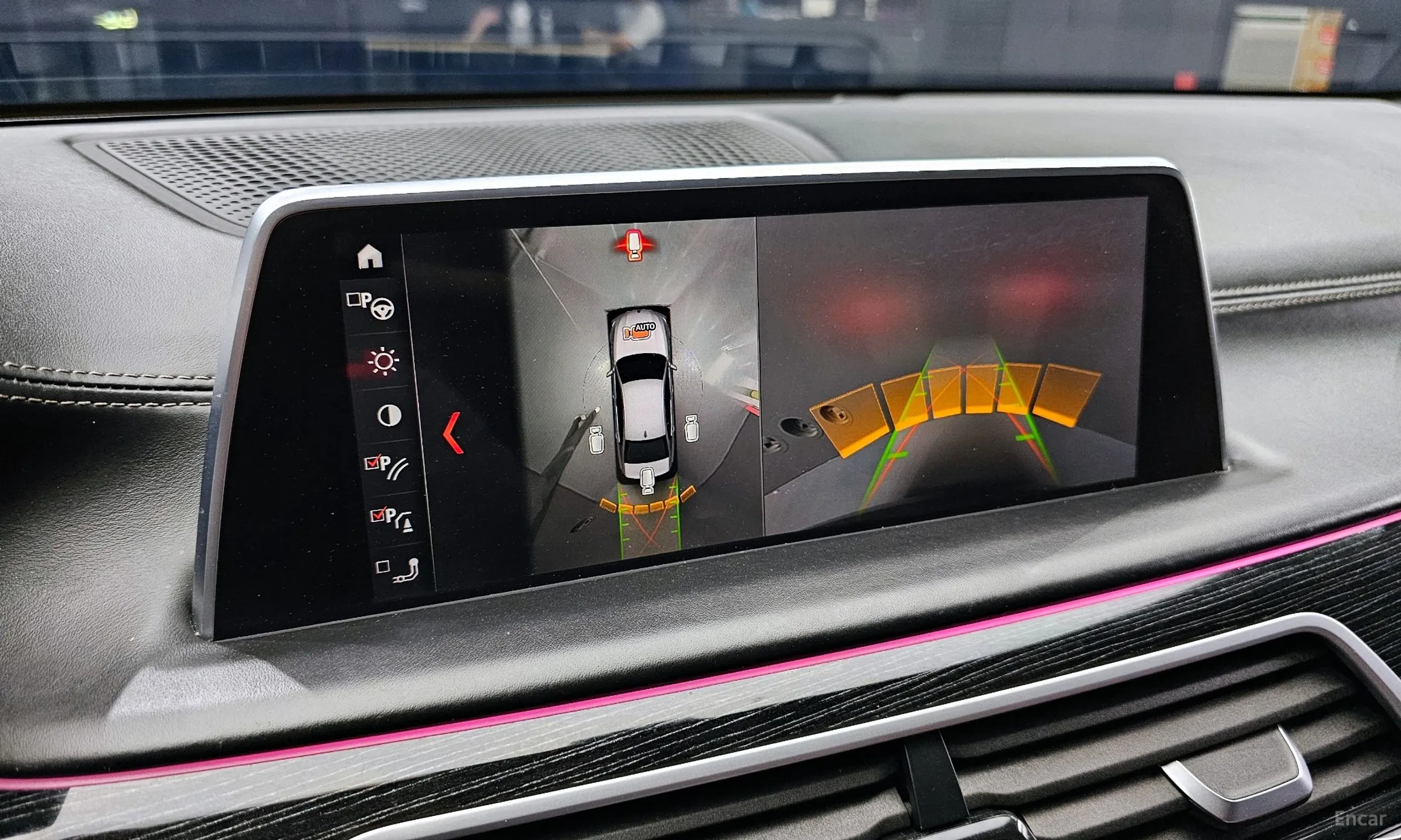 BMW 7 Series (G11) превью 14