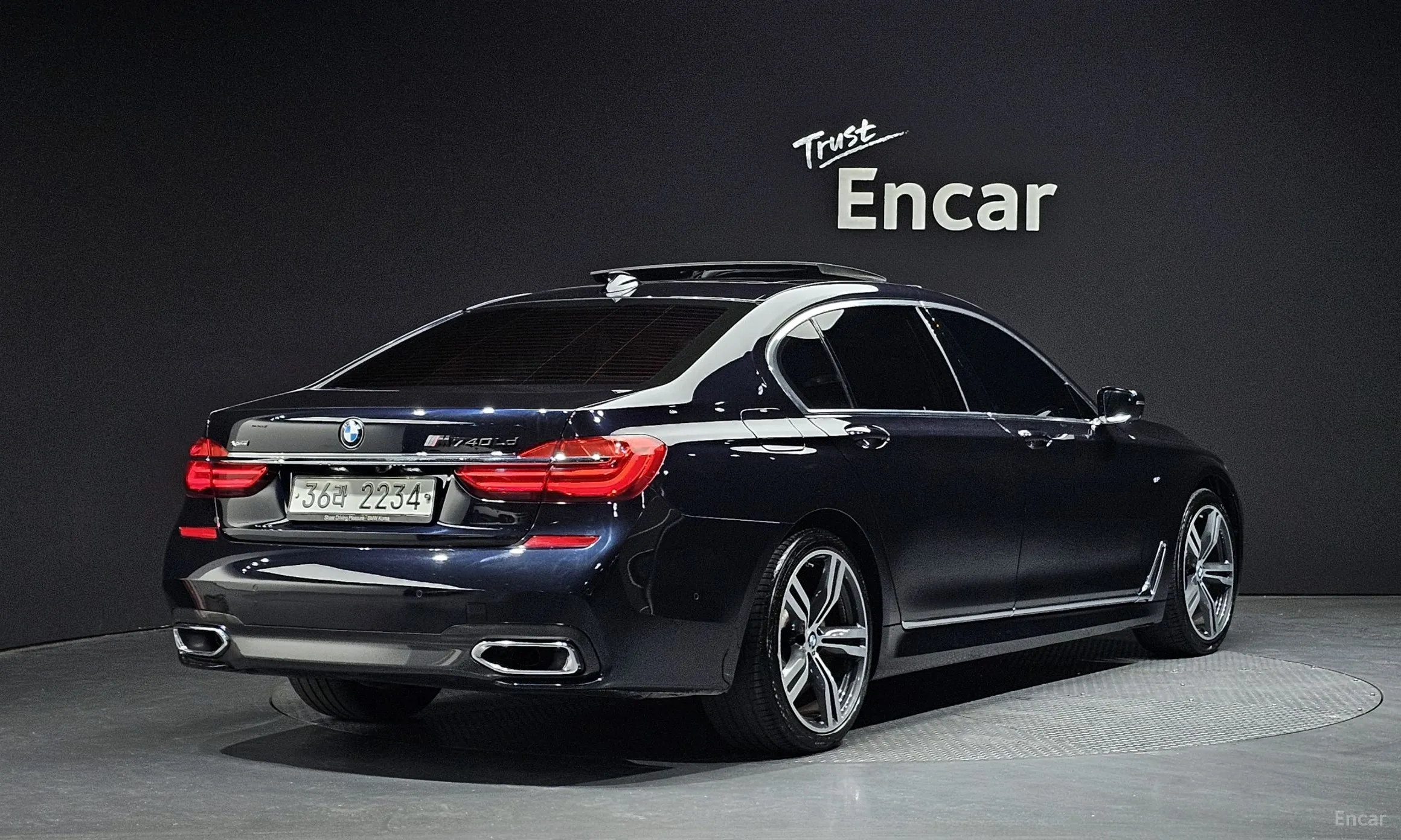 BMW 7 Series (G11)