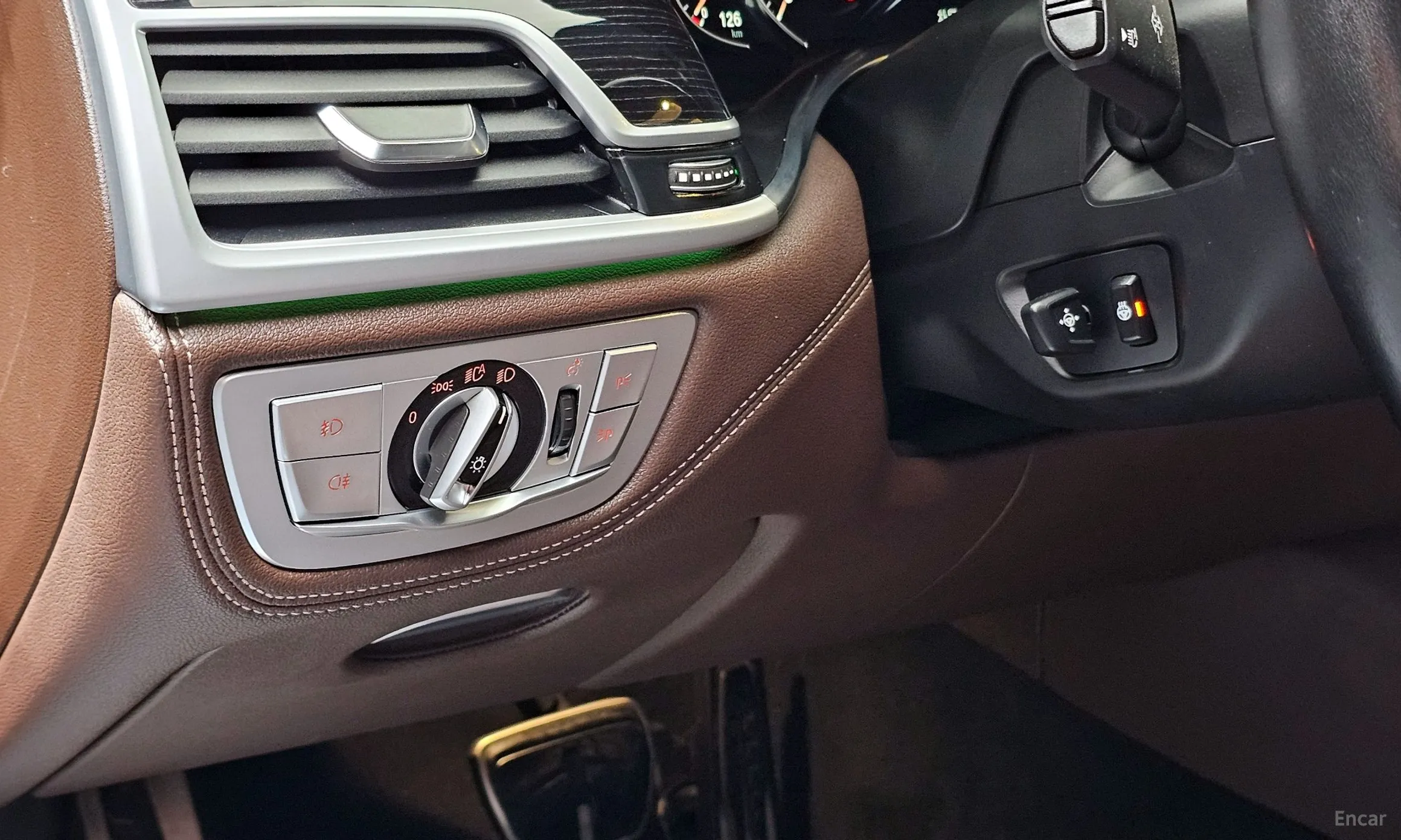 BMW 7 Series (G11) превью 16