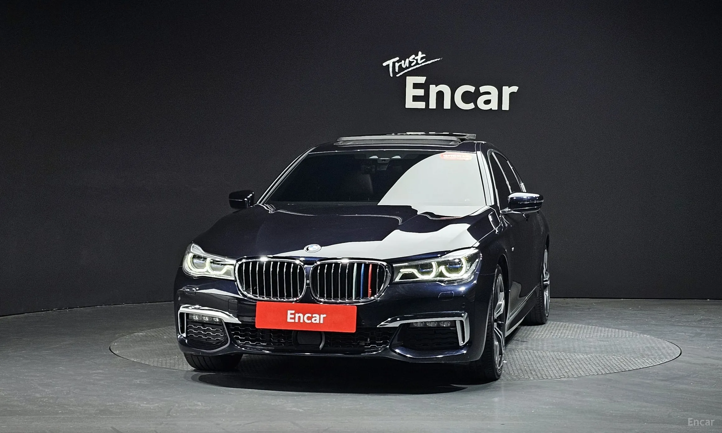 BMW 7 Series (G11) превью 3