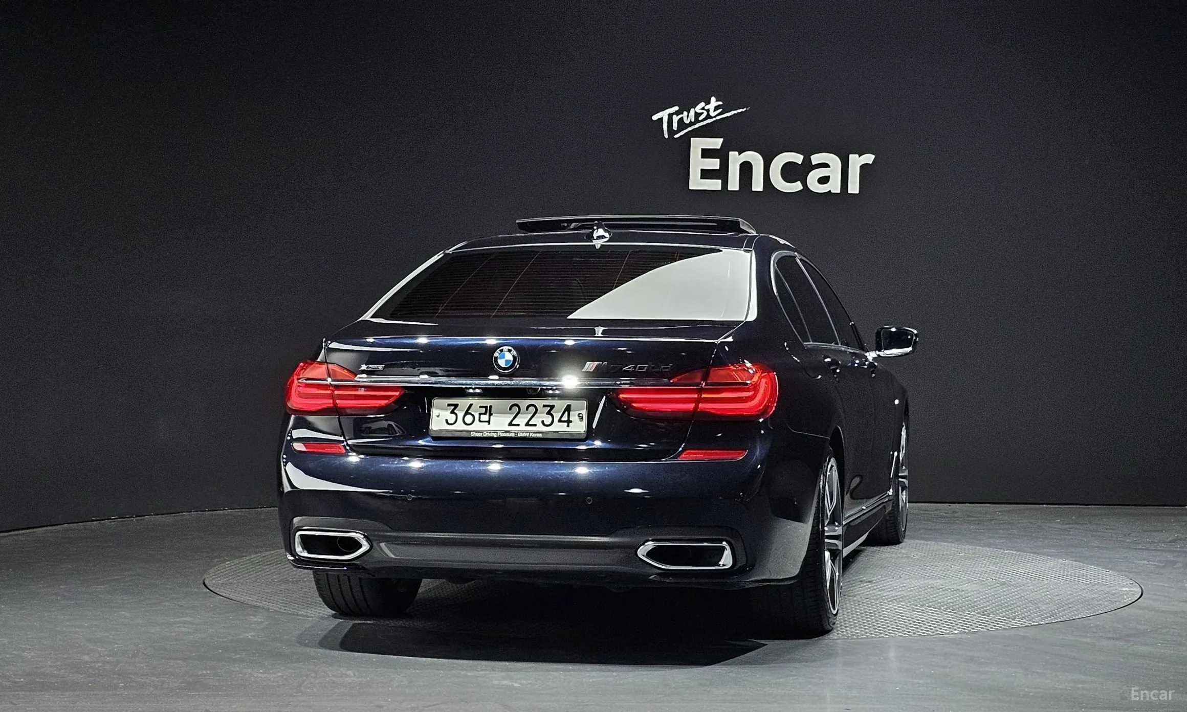 BMW 7 Series (G11) превью 4