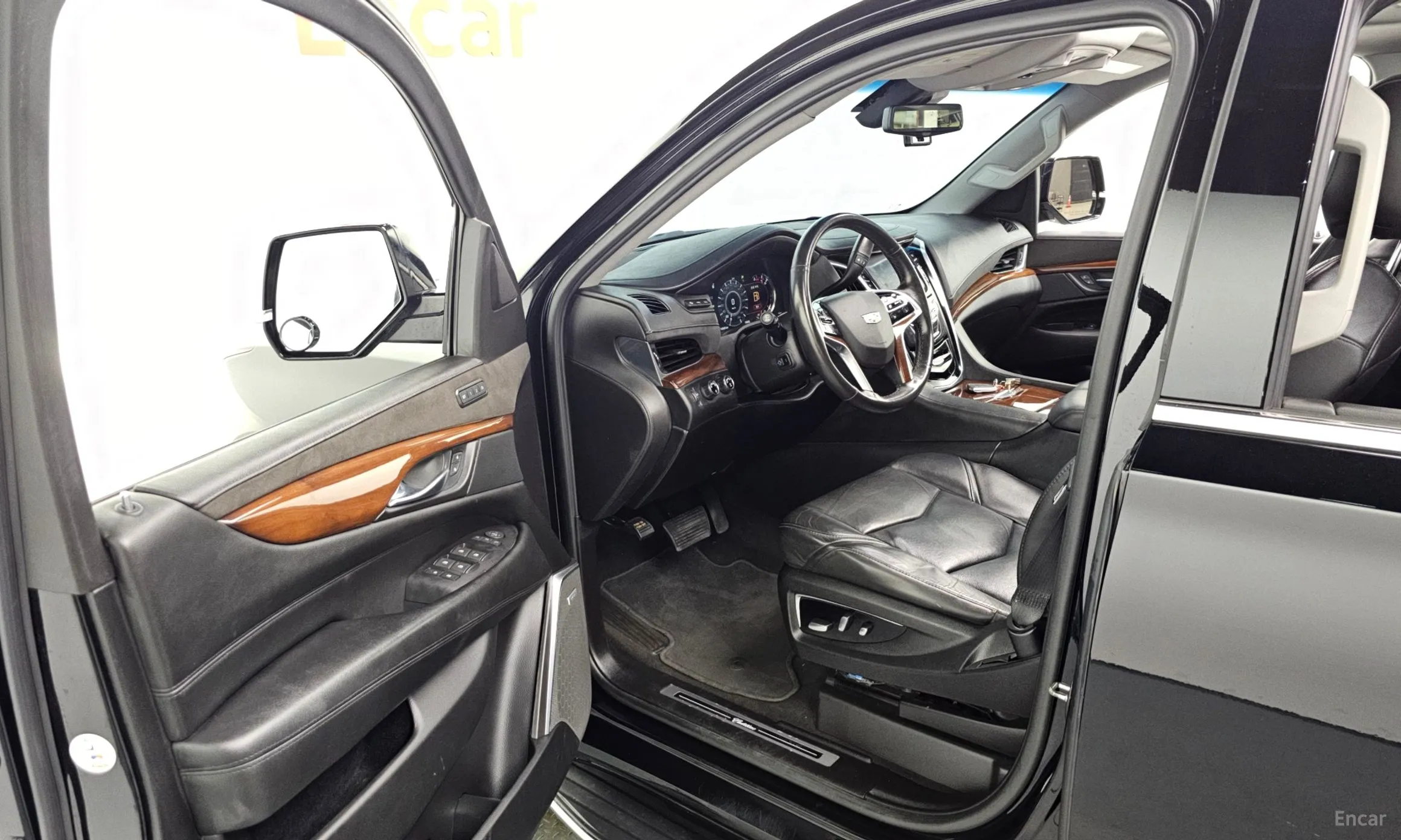 Cadillac Escalade превью 10