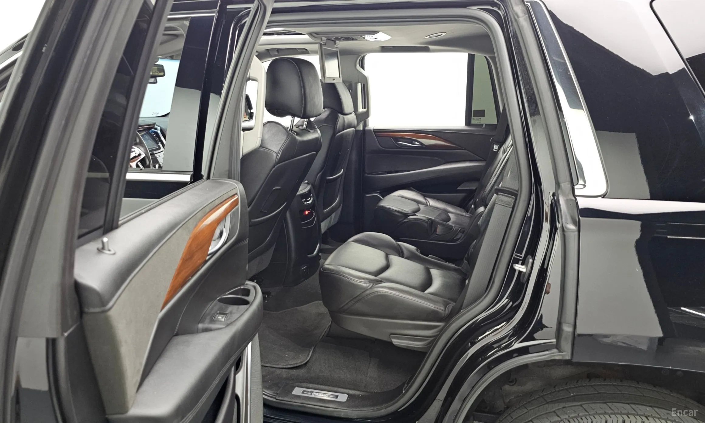 Cadillac Escalade превью 11