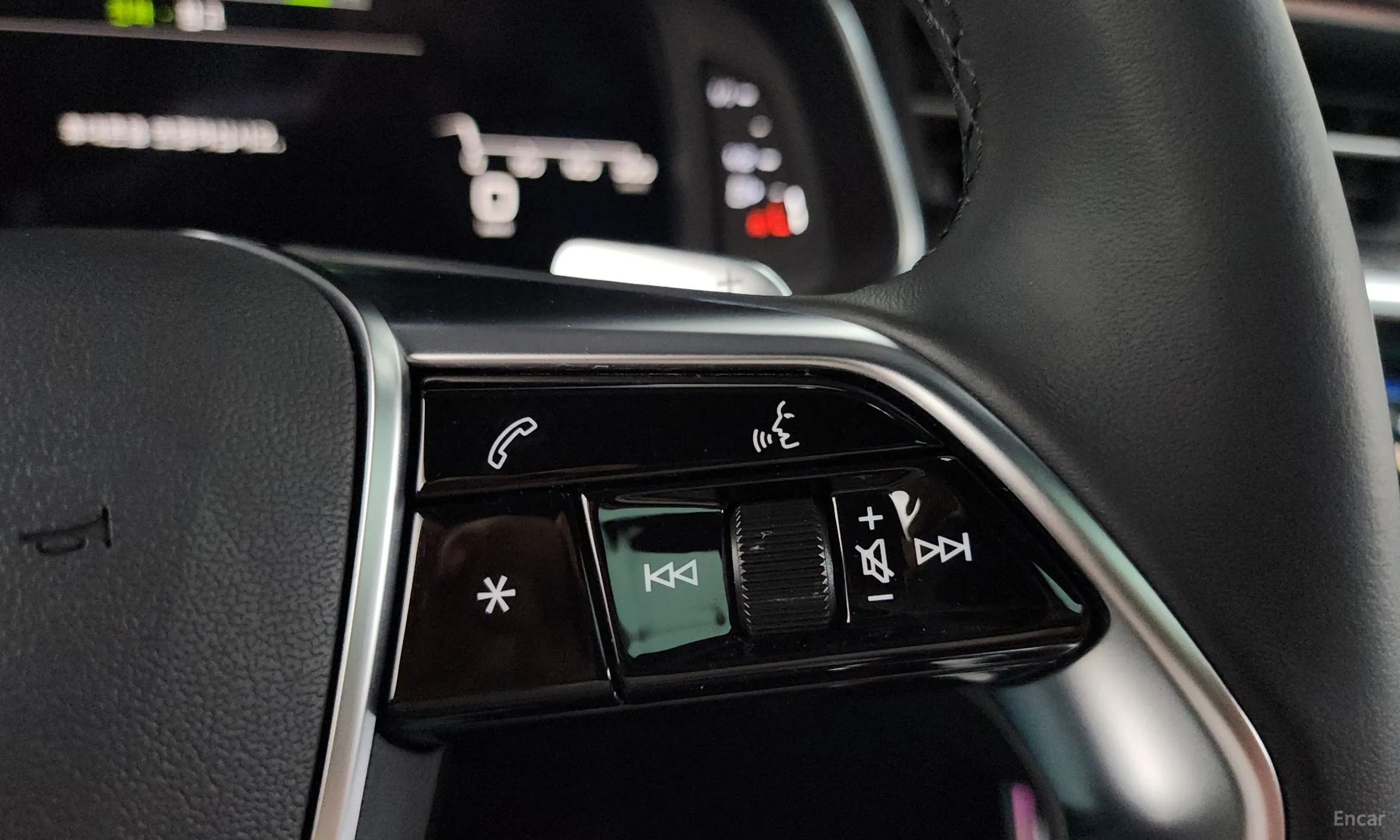 Audi A6 (C8) превью 16