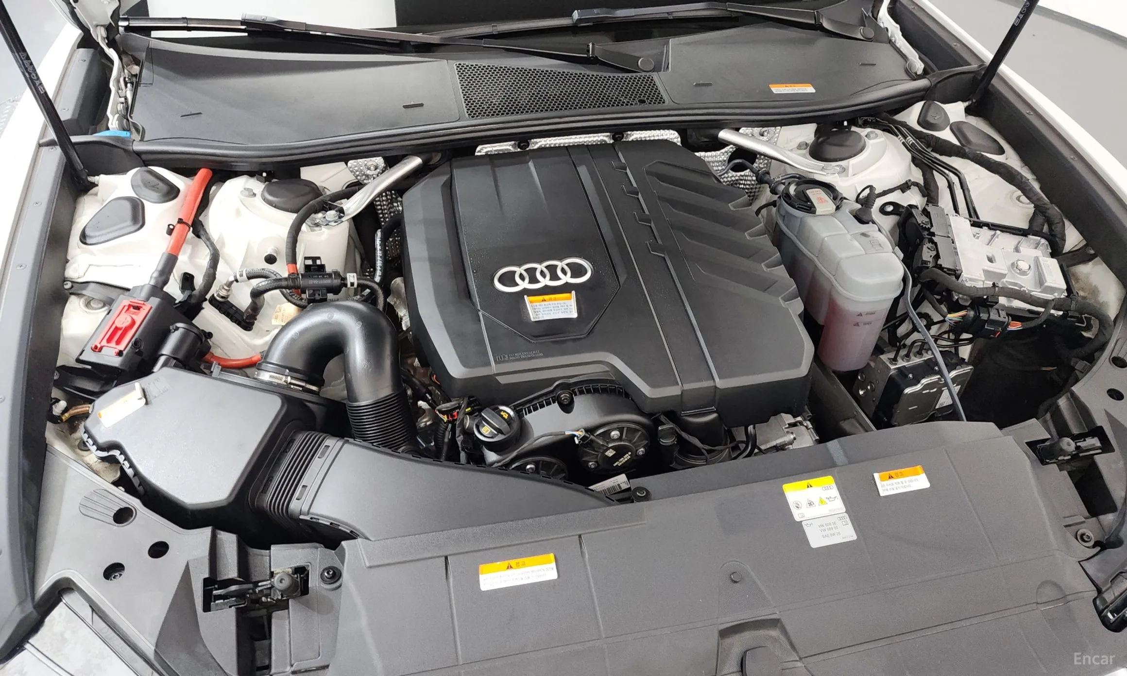 Audi A6 (C8) превью 6