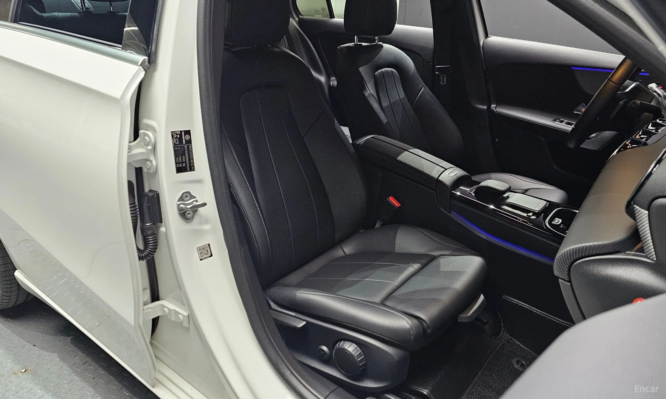 Mercedes Benz A-Class W177 превью 11
