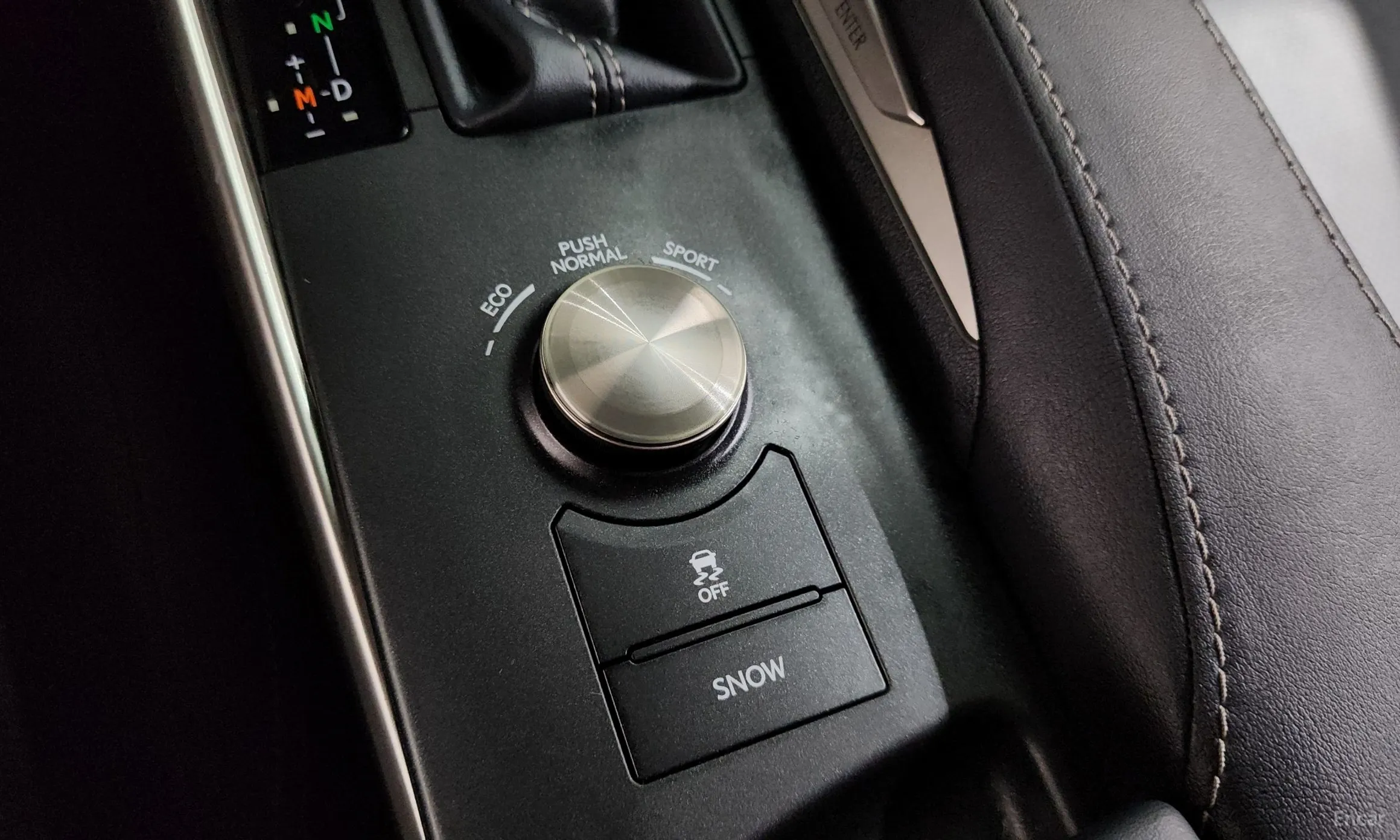 Lexus New IS200t превью 12
