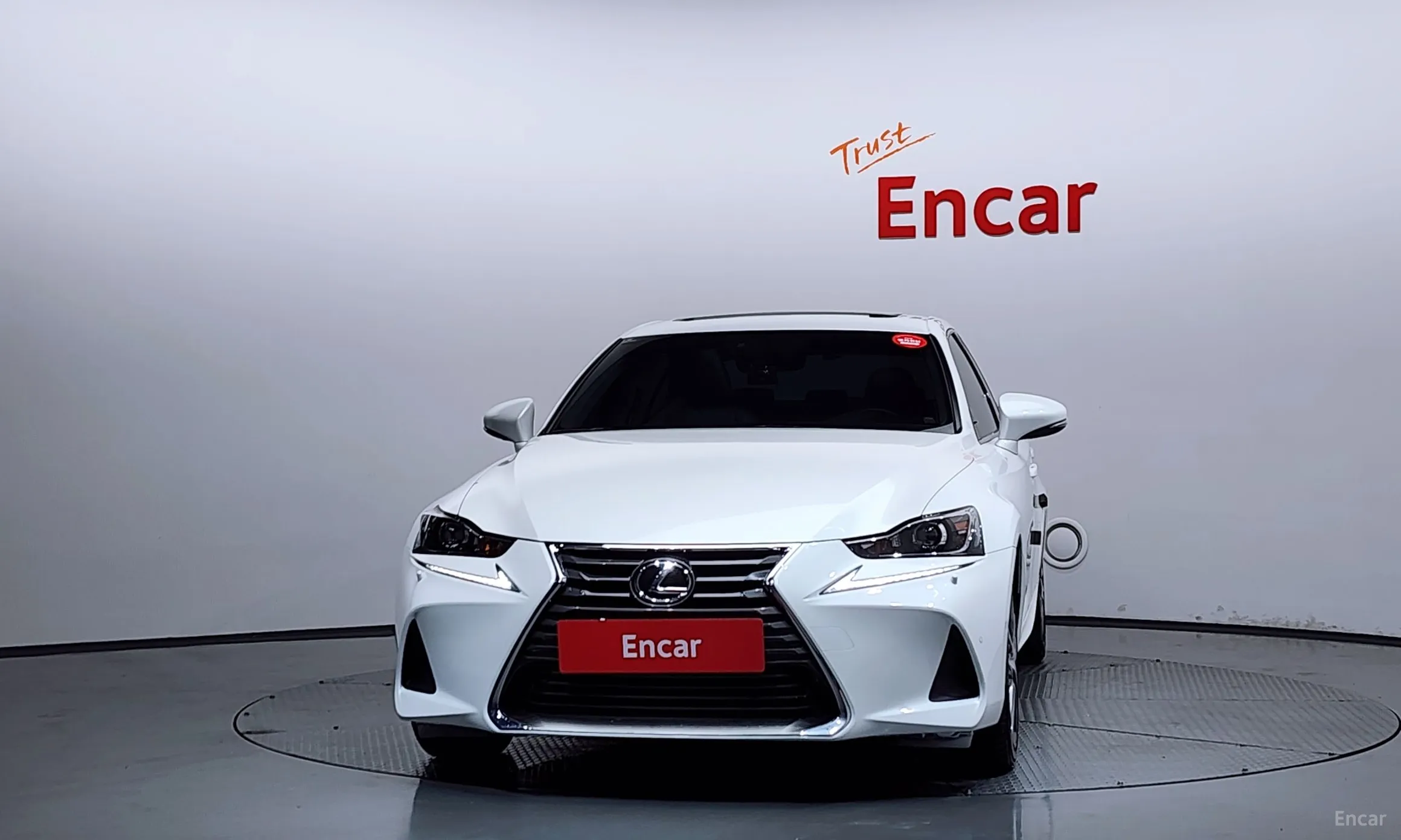 Lexus New IS200t превью 3