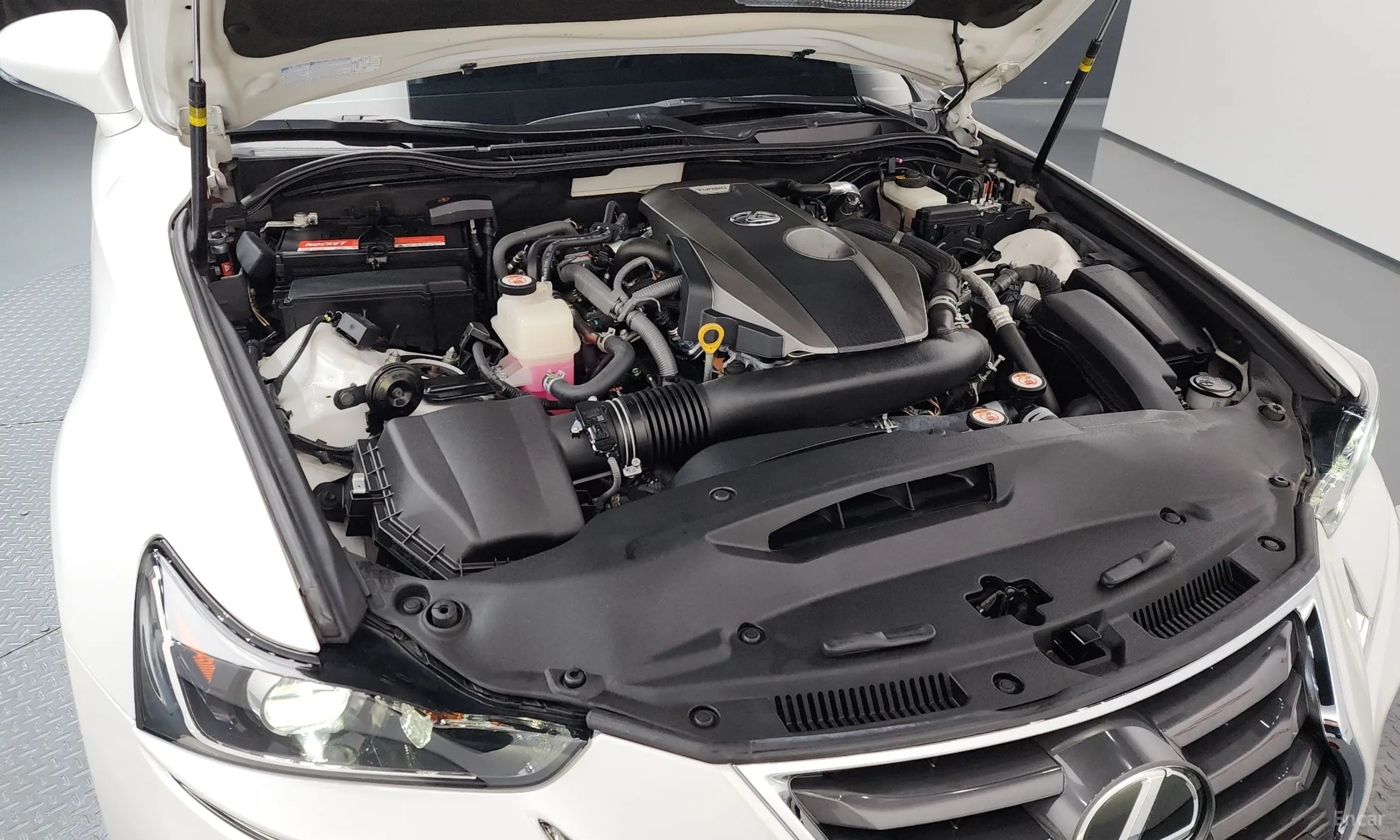 Lexus New IS200t превью 6