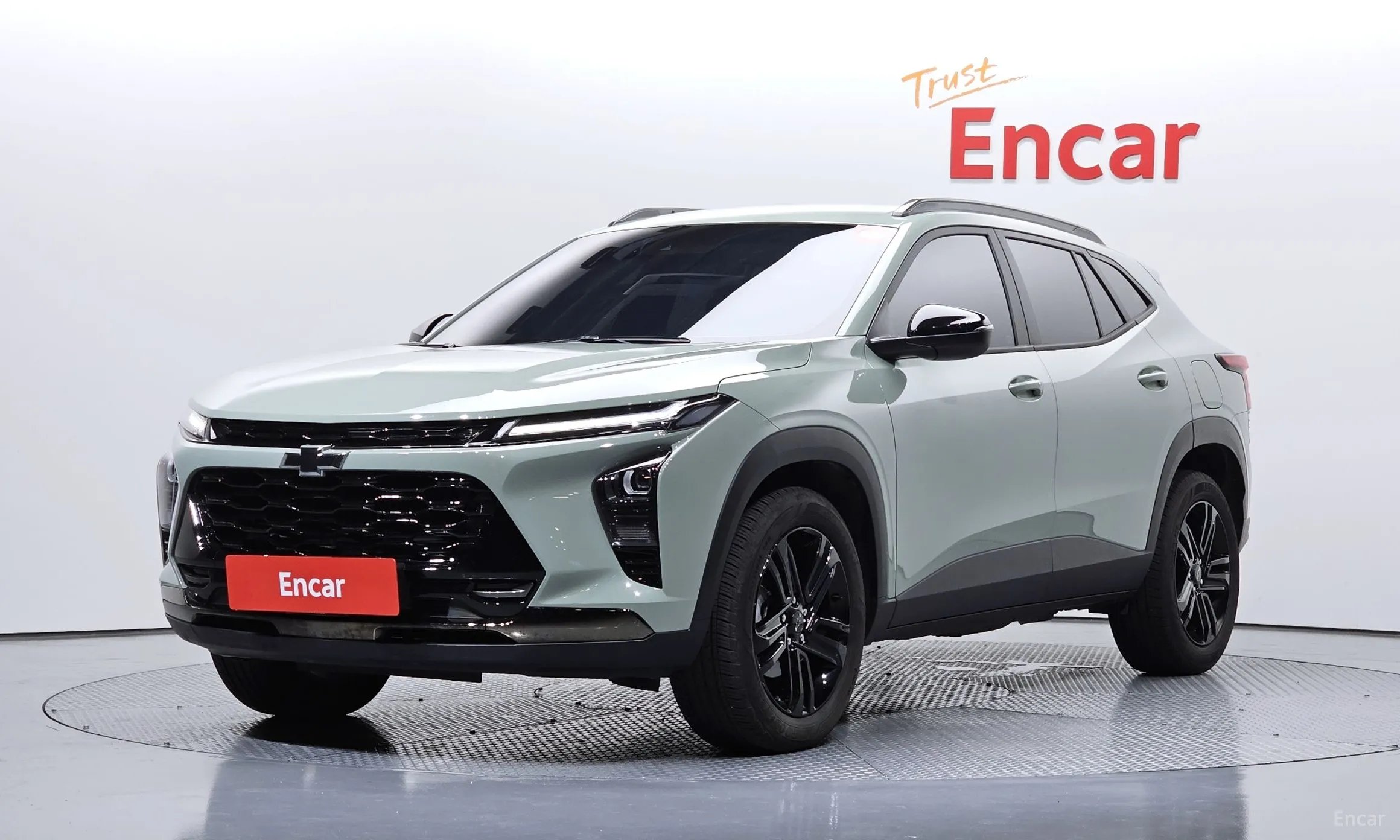 Trax Crossover
