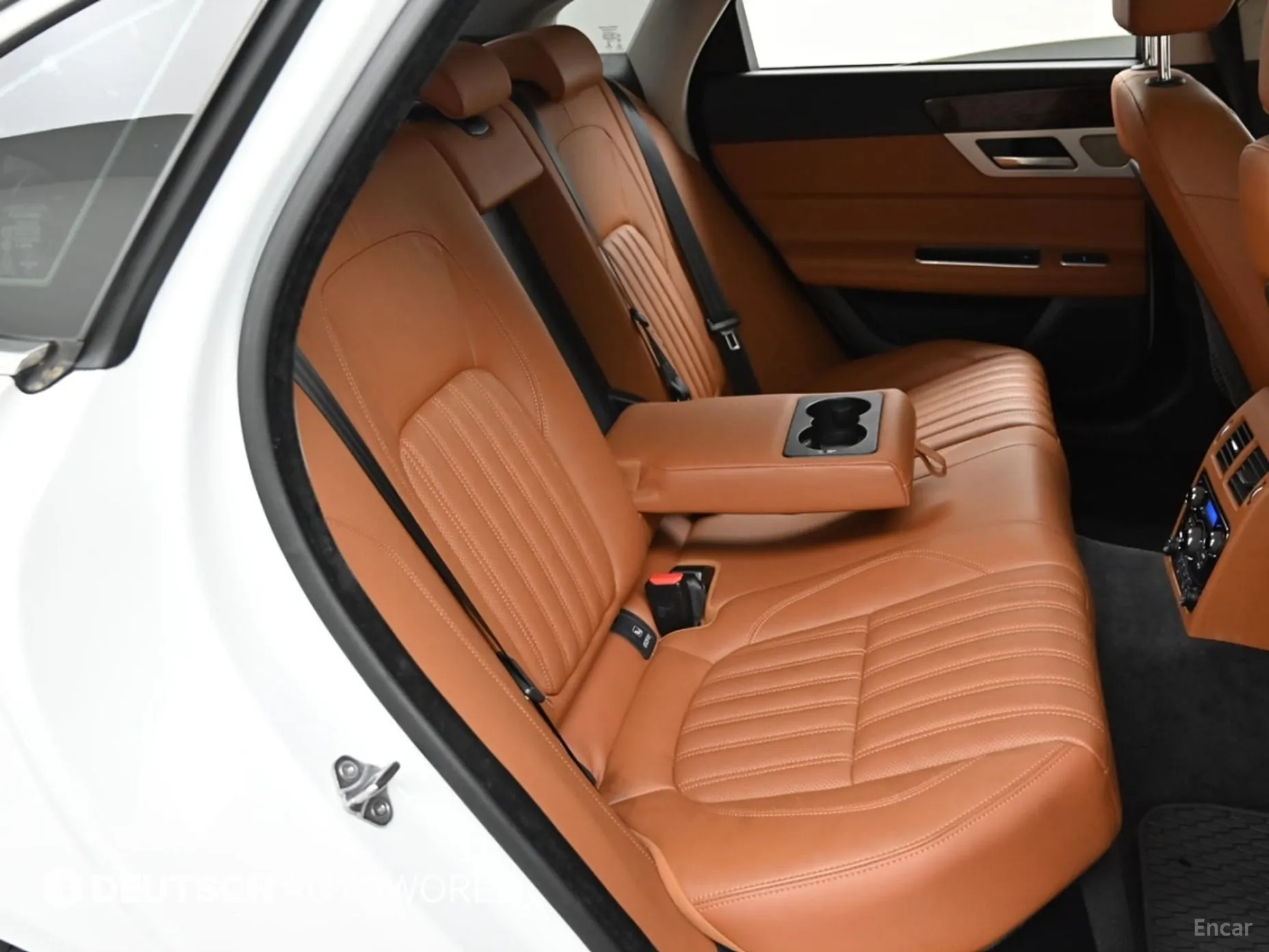 Jaguar XF (x260) превью 12
