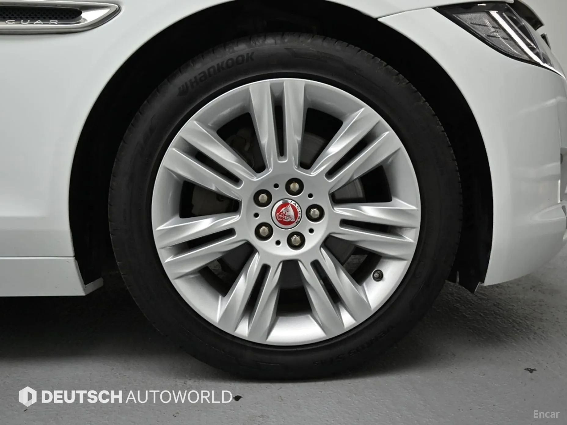 Jaguar XF (x260) превью 5
