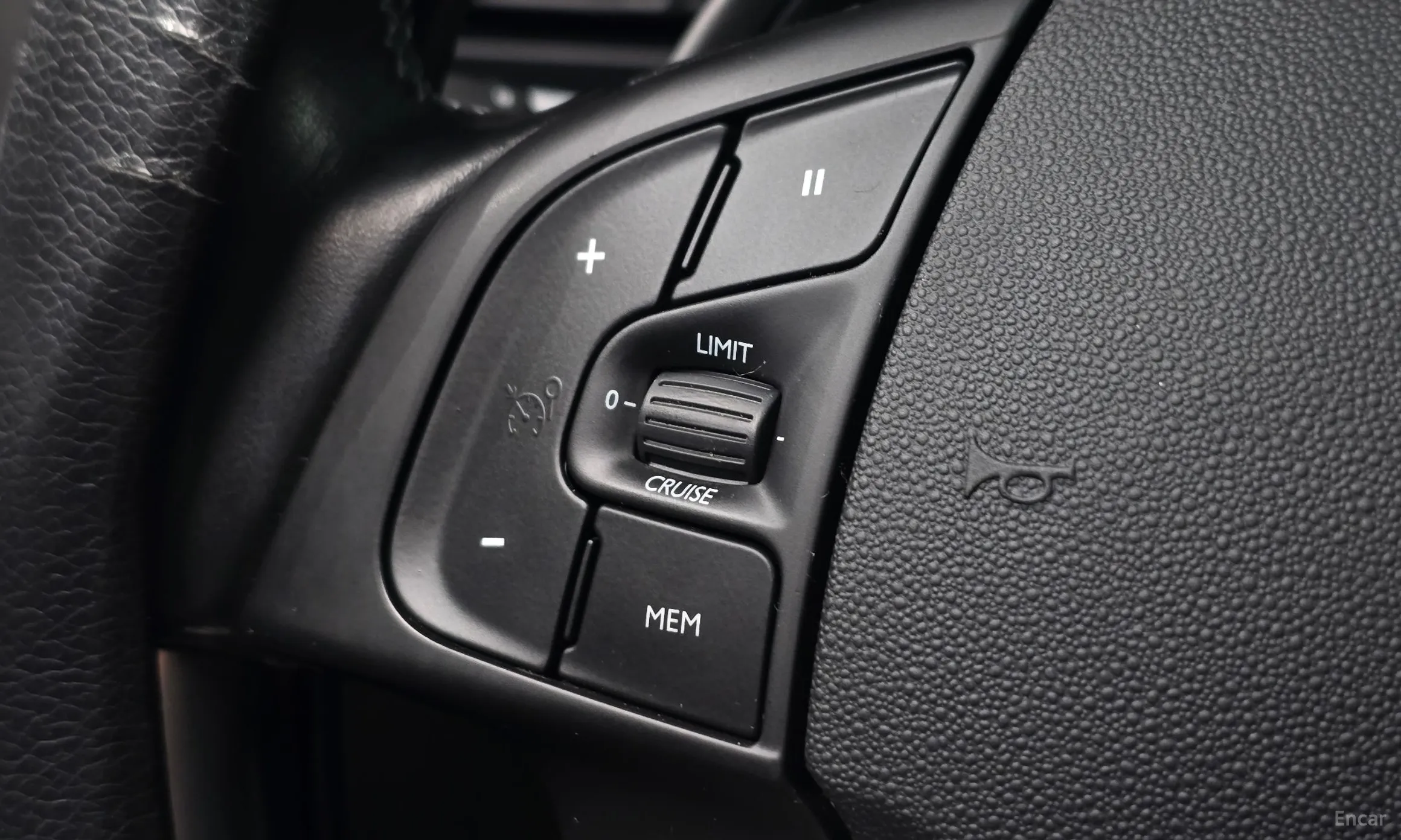 Citroën/DS Grand C4 Picasso превью 16