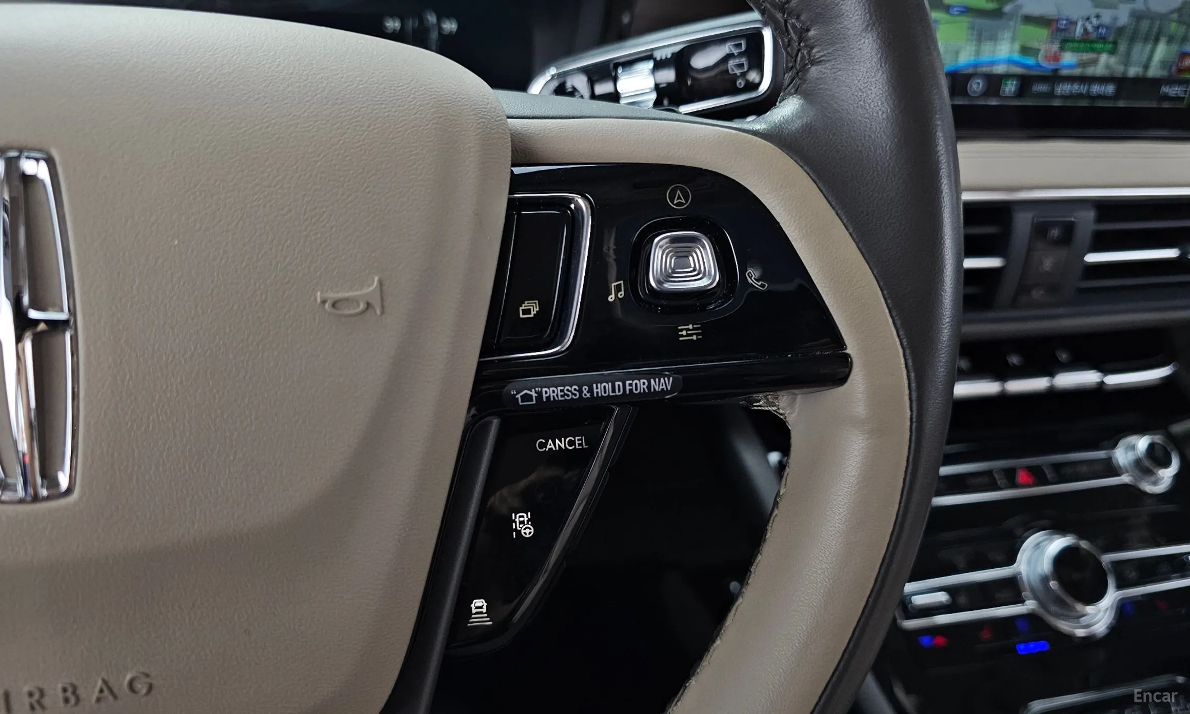Lincoln Corsair превью 17