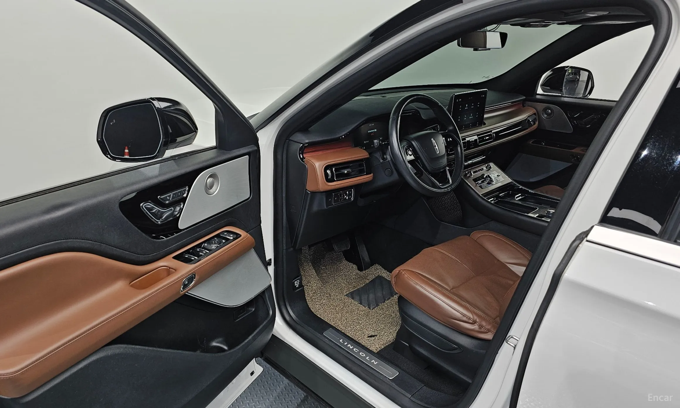 Lincoln Aviator 2nd Generation превью 10