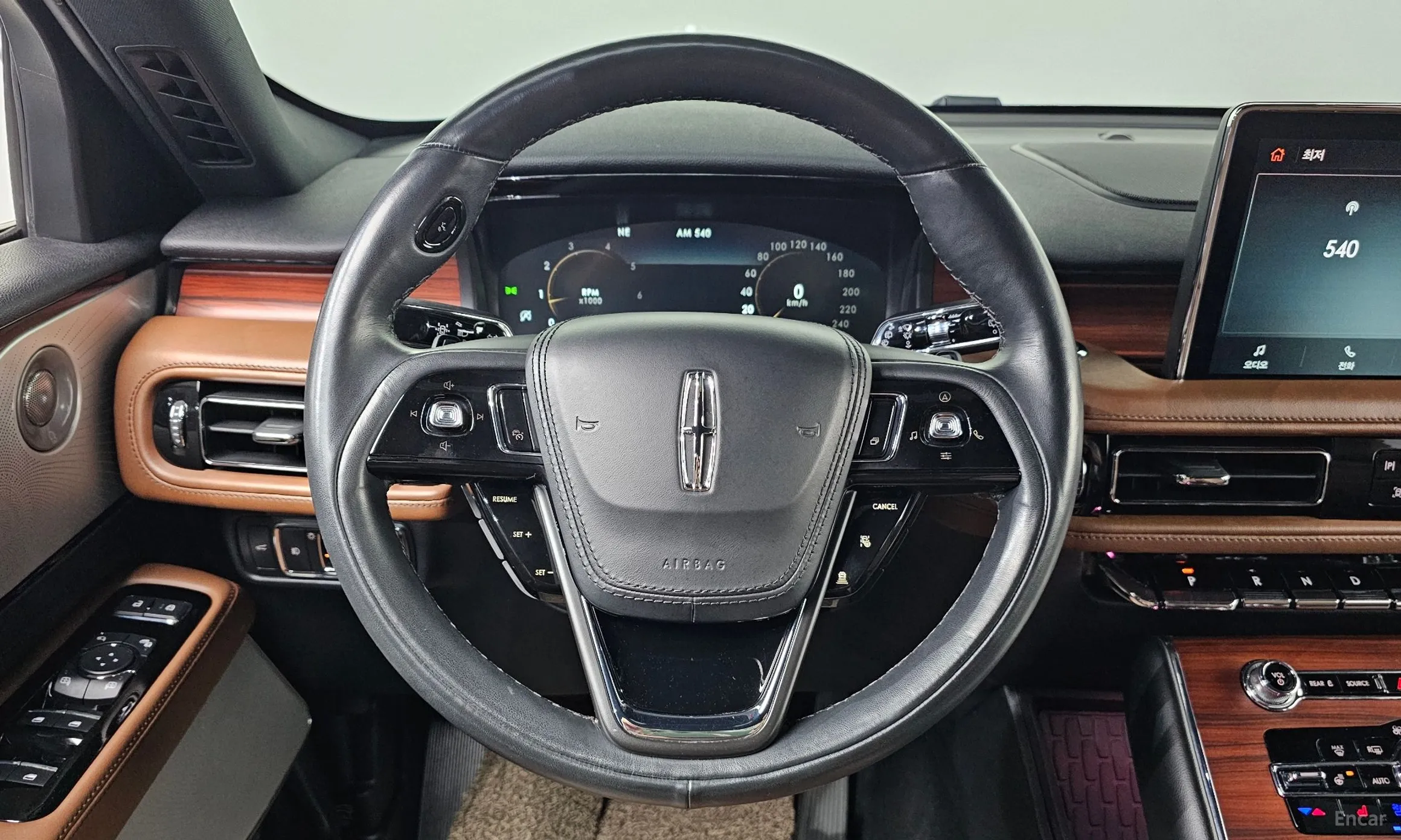 Lincoln Aviator 2nd Generation превью 13