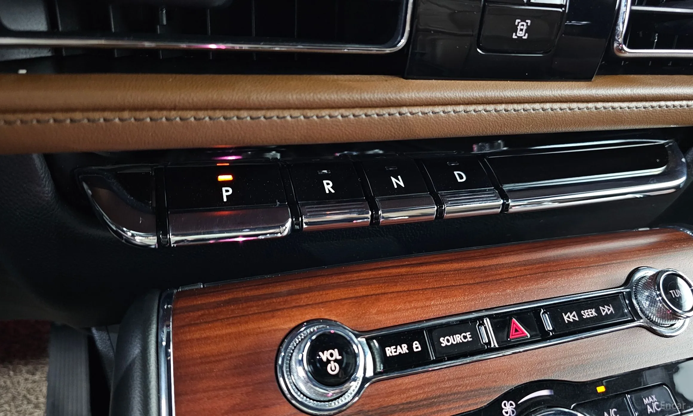 Lincoln Aviator 2nd Generation превью 9